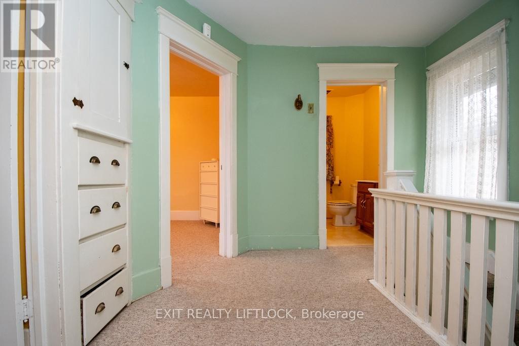 266 Stewart Street, Peterborough Central (North), Ontario  K9J 3M9 - Photo 14 - X12103722