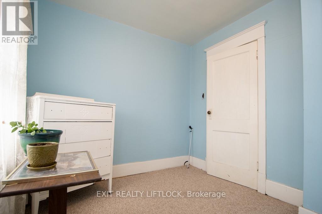 266 Stewart Street, Peterborough Central (North), Ontario  K9J 3M9 - Photo 15 - X12103722