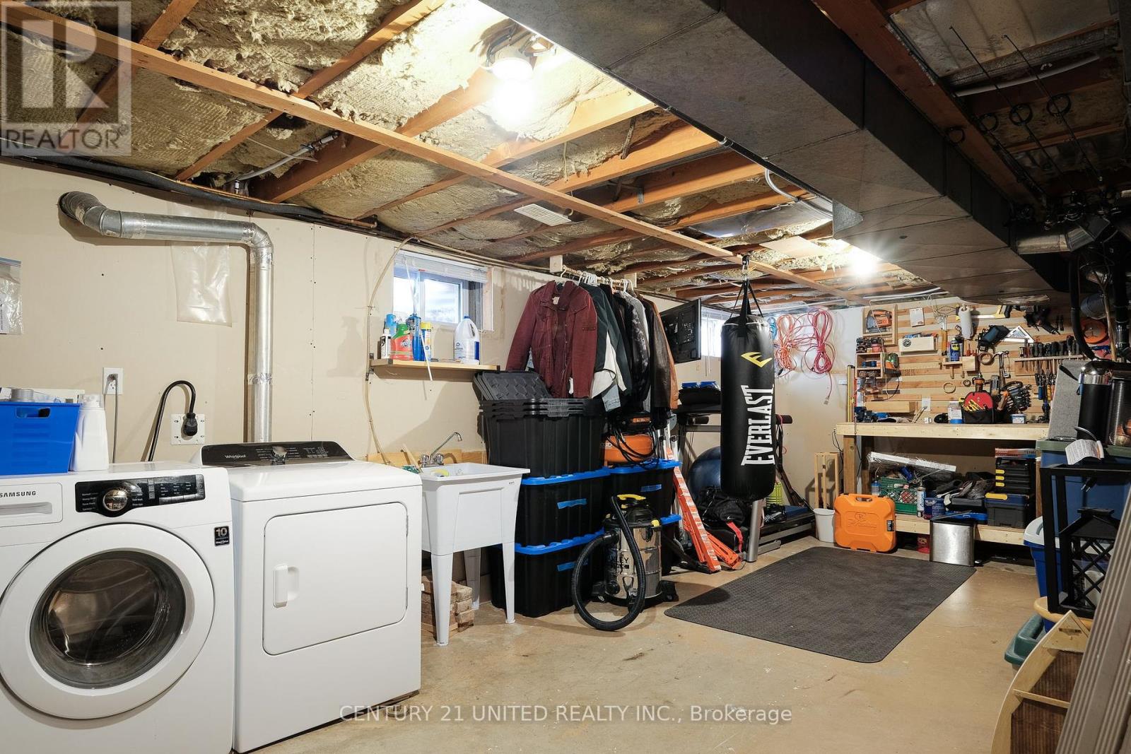 1052 Glendale Drive, Peterborough North (Central), Ontario  K9H 6M4 - Photo 28 - X12103779