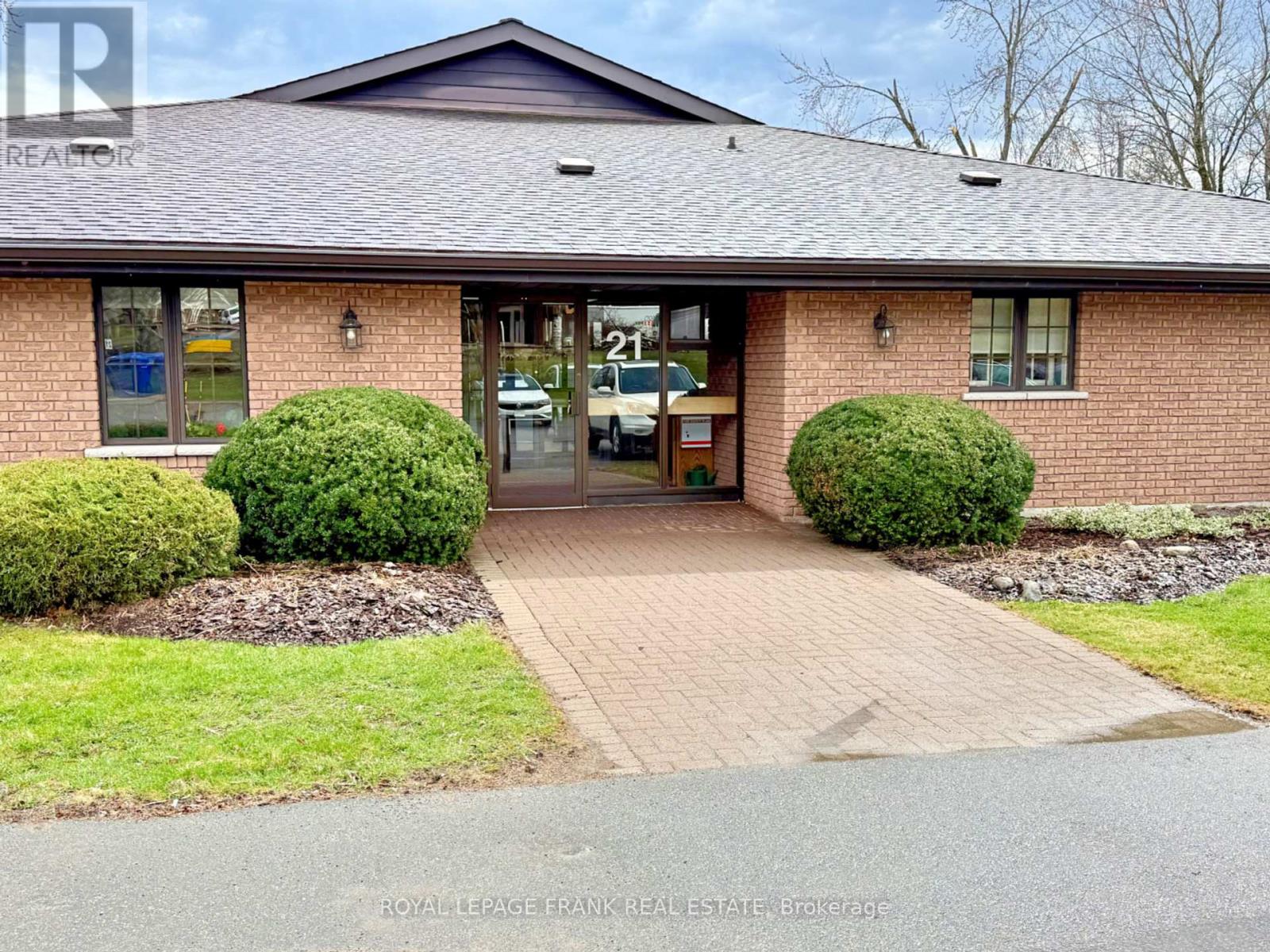1 - 21 PADDOCK WOOD, peterborough east (north), Ontario