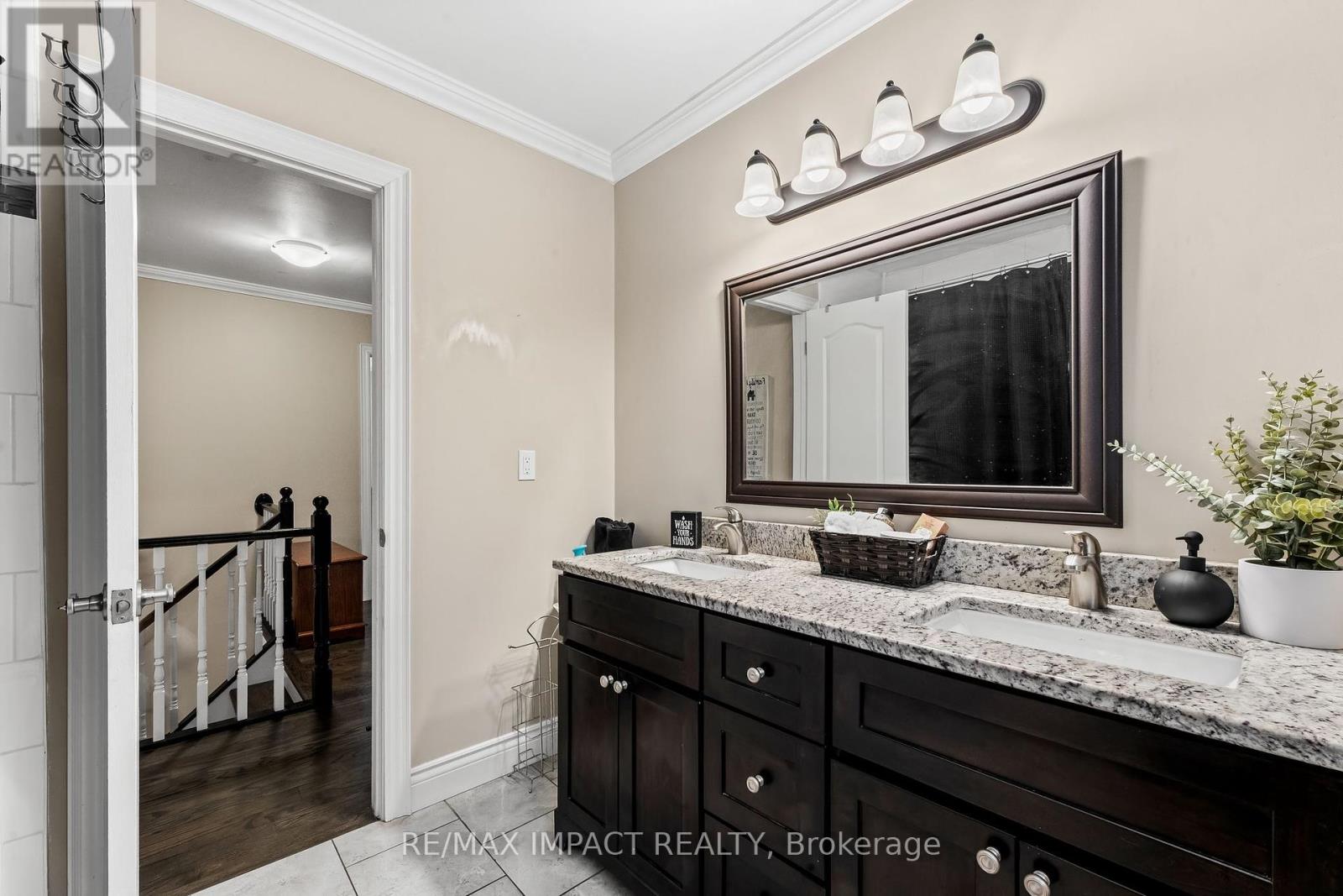 1158 Weller Street, Peterborough West (North), Ontario  K9J 7M8 - Photo 25 - X12104060