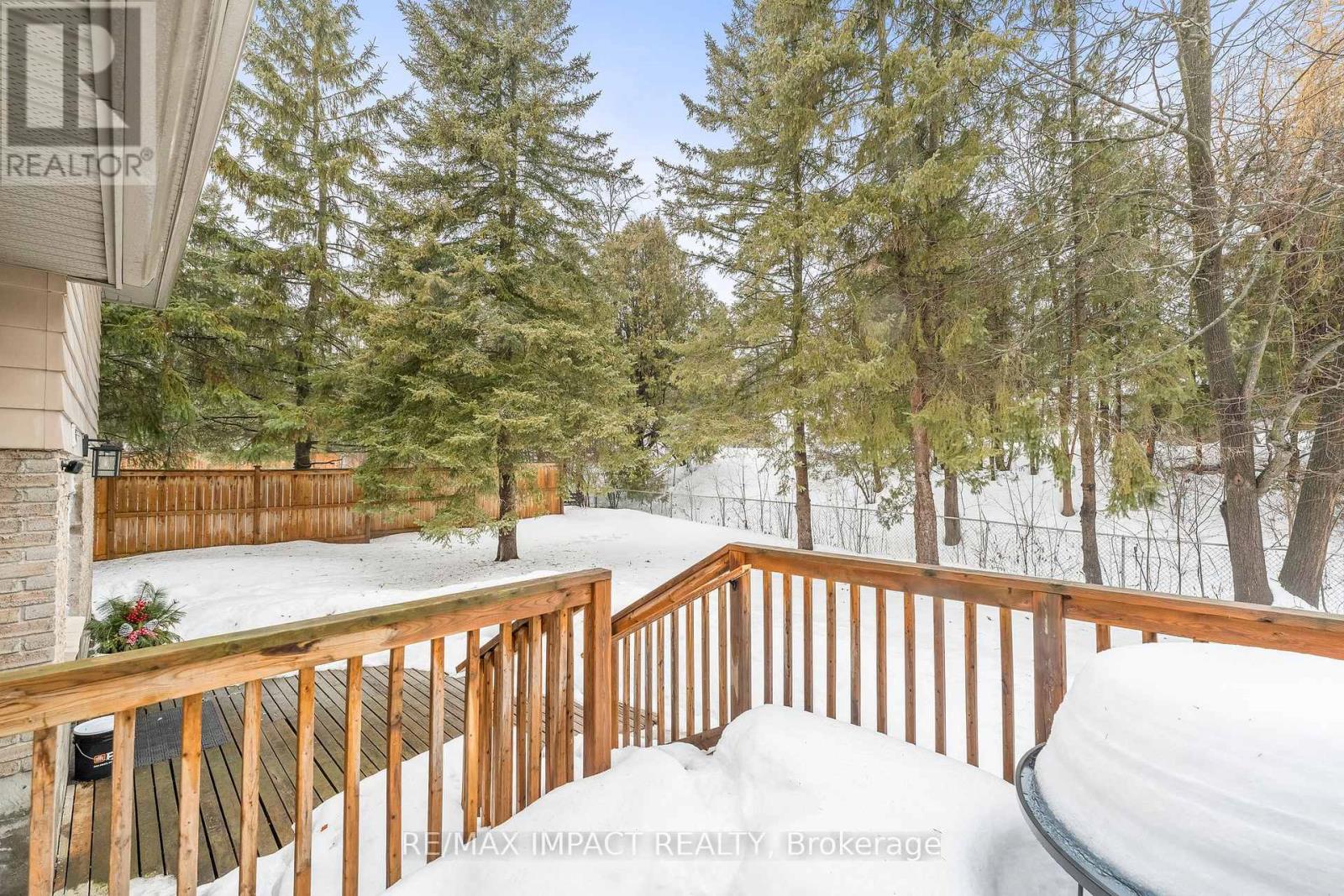1158 Weller Street, Peterborough West (North), Ontario  K9J 7M8 - Photo 37 - X12104060