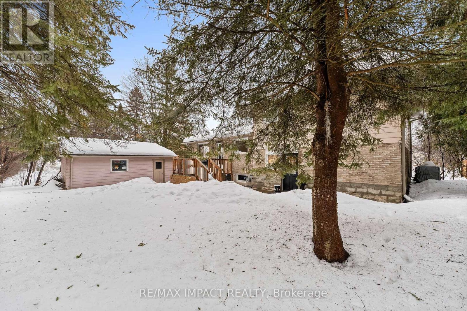 1158 Weller Street, Peterborough West (North), Ontario  K9J 7M8 - Photo 41 - X12104060