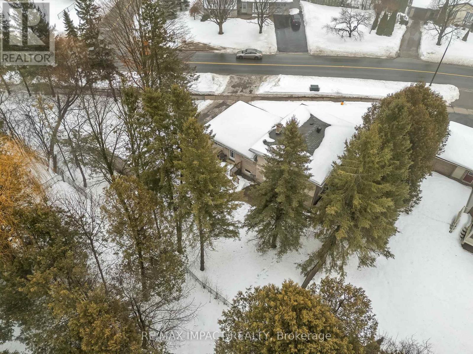 1158 Weller Street, Peterborough West (North), Ontario  K9J 7M8 - Photo 44 - X12104060