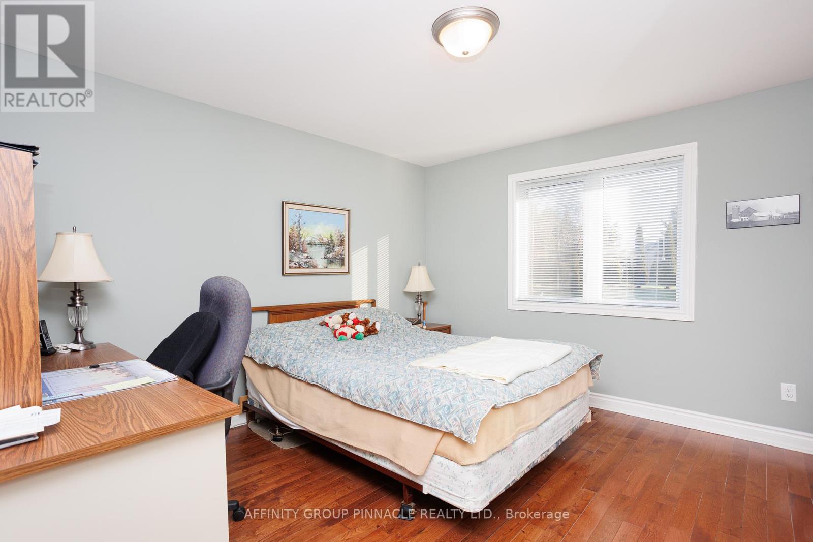 23 Denfield Road, Kawartha Lakes (Lindsay), Ontario  K9V 0B5 - Photo 19 - X12104170