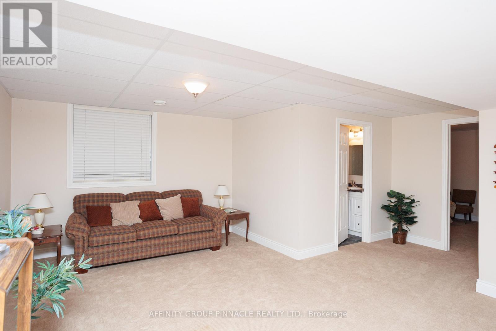 23 Denfield Road, Kawartha Lakes (Lindsay), Ontario  K9V 0B5 - Photo 23 - X12104170