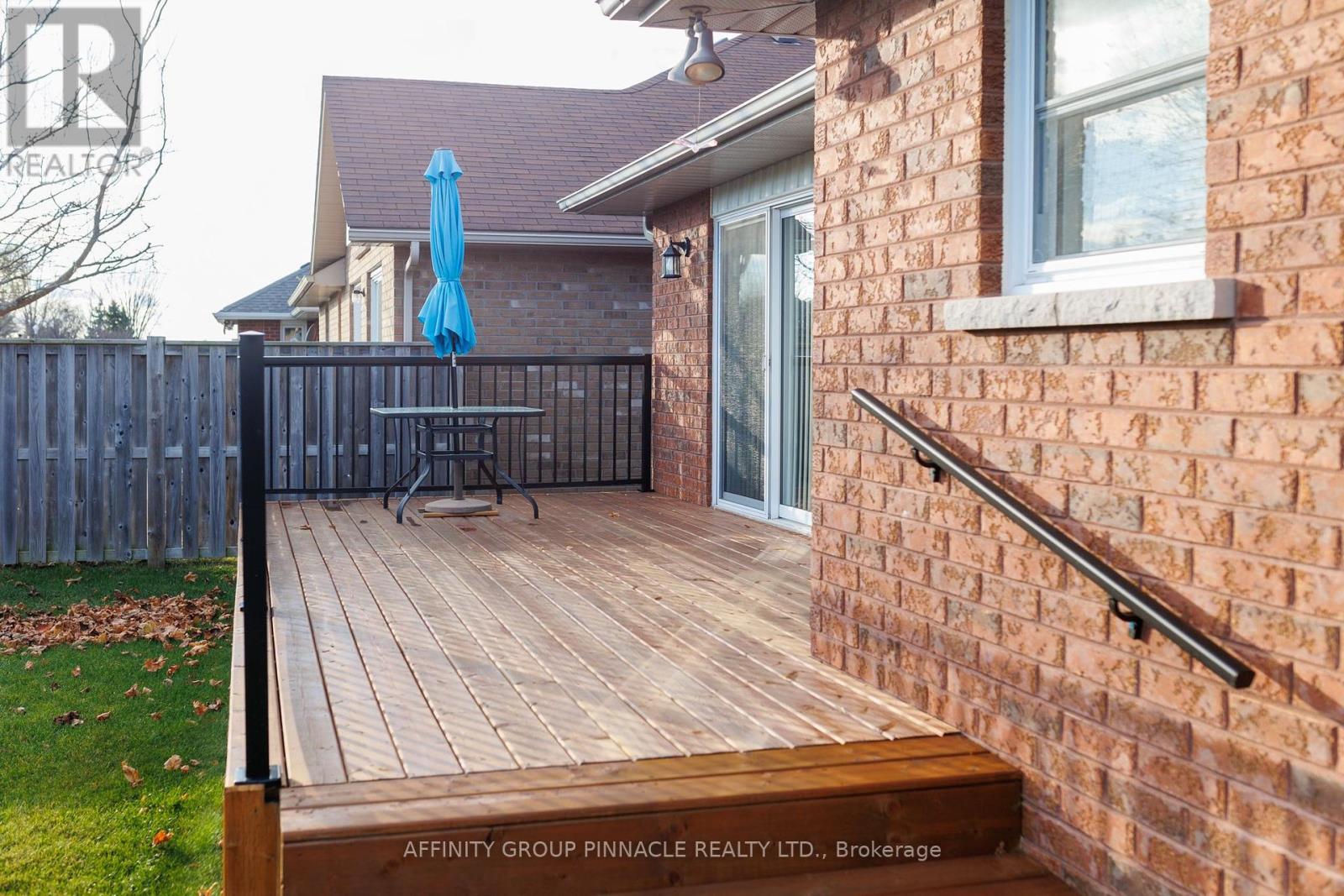 23 Denfield Road, Kawartha Lakes (Lindsay), Ontario  K9V 0B5 - Photo 30 - X12104170