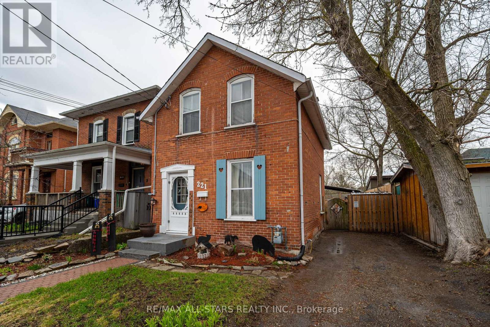 221 Park Place, Peterborough Central (South), Ontario  K9J 3V9 - Photo 21 - X12104526