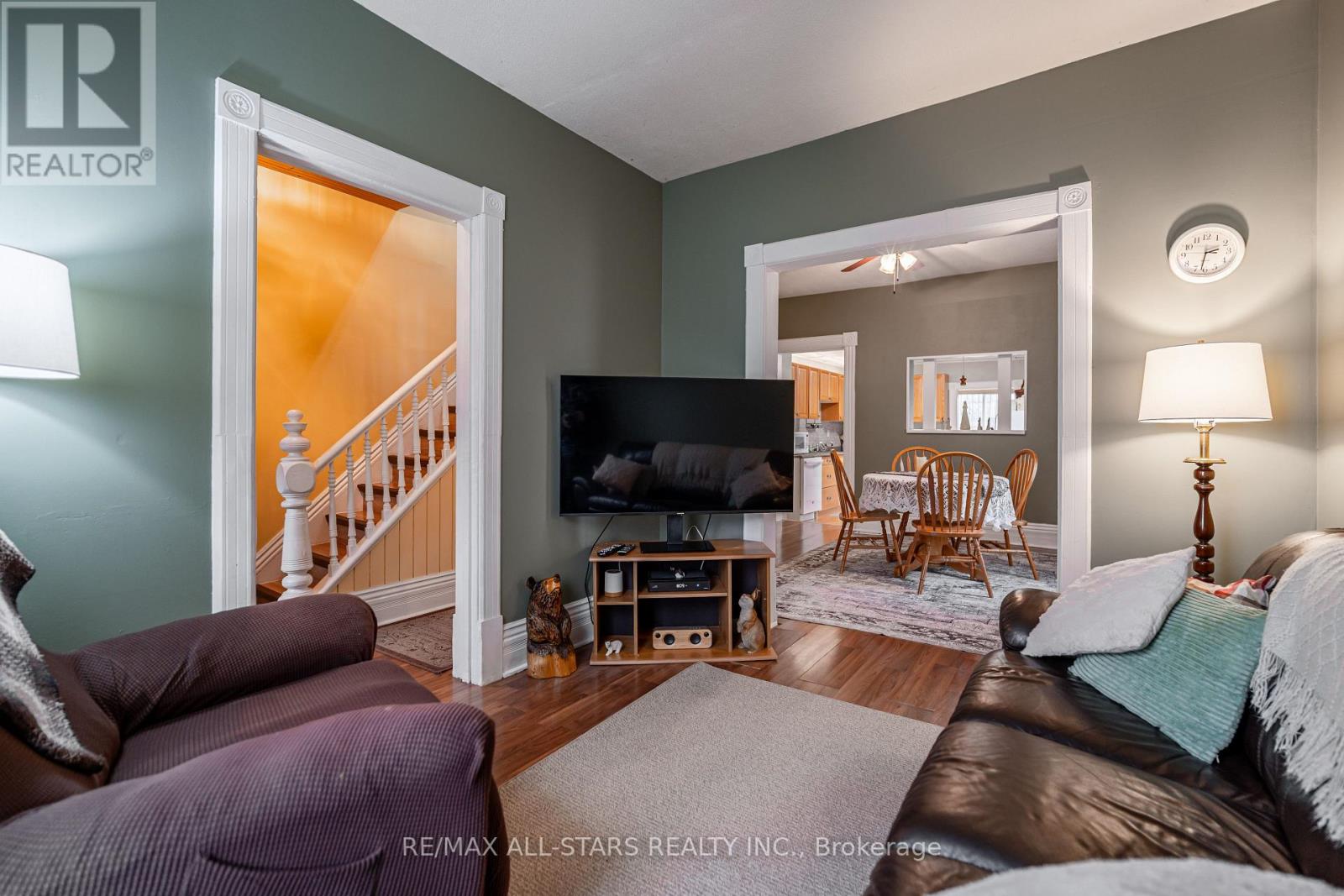 221 Park Place, Peterborough Central (South), Ontario  K9J 3V9 - Photo 6 - X12104526