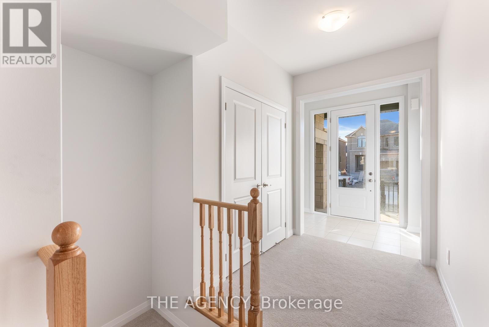 44 Corley Street, Kawartha Lakes (Lindsay), Ontario  K9V 6C2 - Photo 2 - X12104750