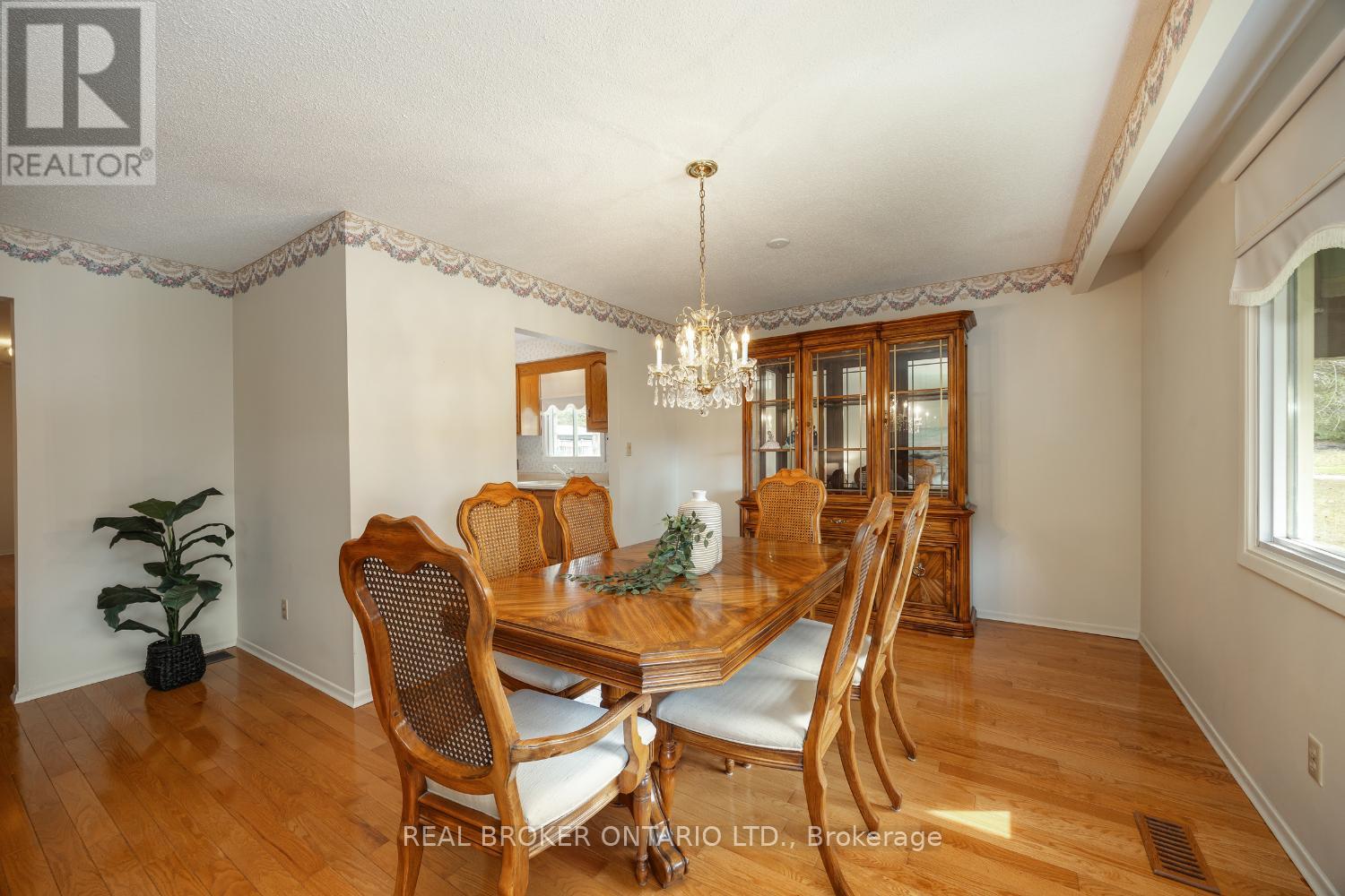 3318 Concession Rd 3, Clarington, Ontario  L1B 0M4 - Photo 8 - E12105082