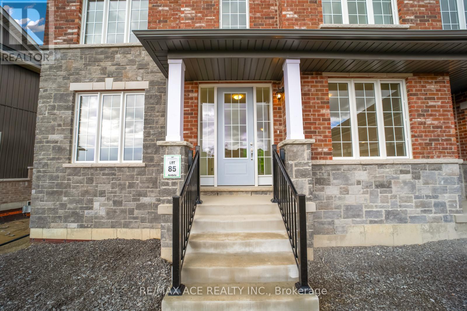 81 Golden Meadows Drive, Otonabee-South Monaghan, Ontario  K9J 6Y3 - Photo 2 - X12105807