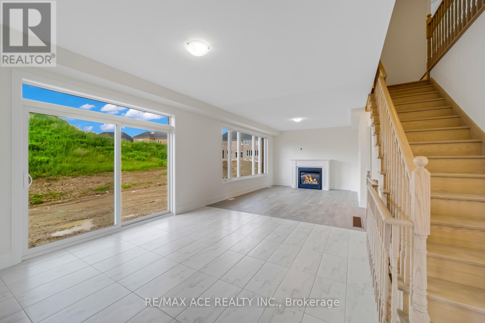 81 Golden Meadows Drive, Otonabee-South Monaghan, Ontario  K9J 6Y3 - Photo 8 - X12105807