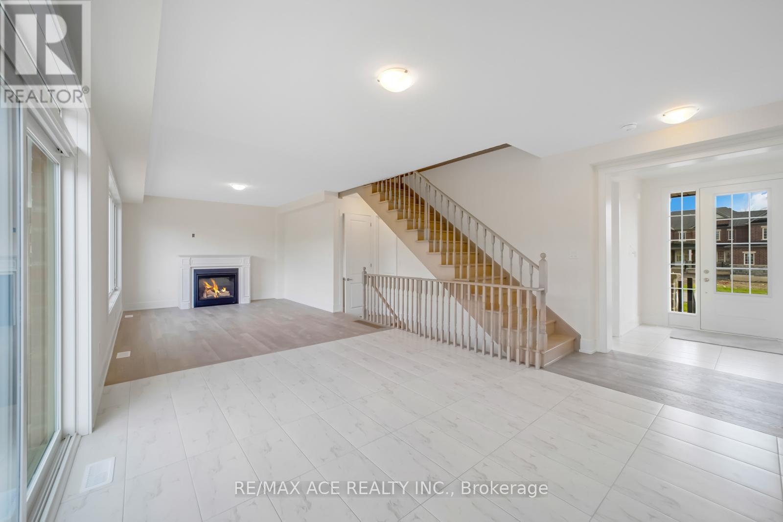 81 Golden Meadows Drive, Otonabee-South Monaghan, Ontario  K9J 6Y3 - Photo 9 - X12105807