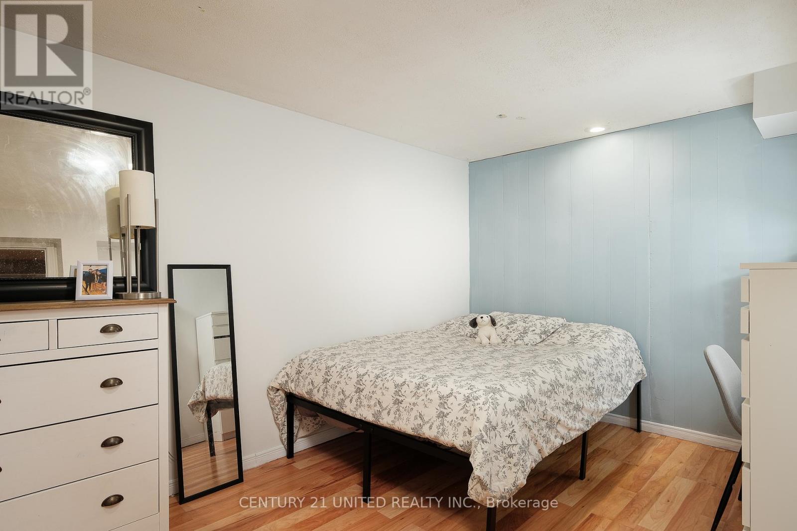 535 Laurie Avenue, Peterborough East (South), Ontario  K9L 1X8 - Photo 28 - X12106081