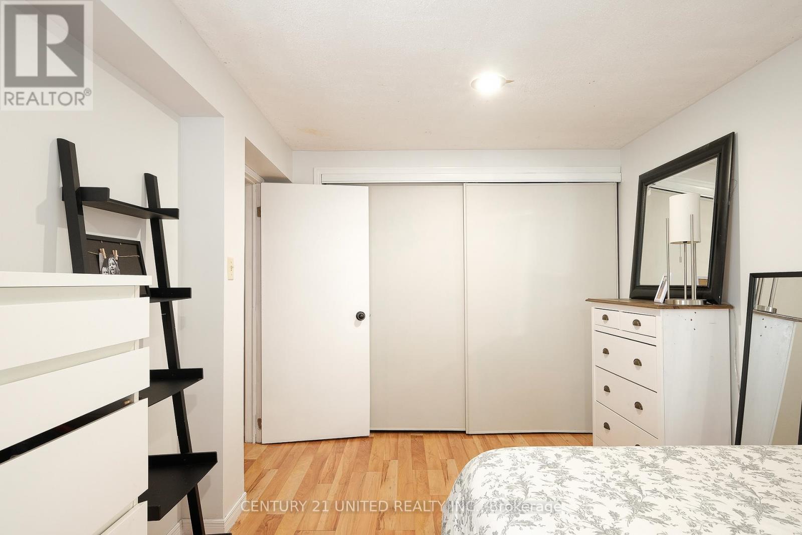 535 Laurie Avenue, Peterborough East (South), Ontario  K9L 1X8 - Photo 29 - X12106081