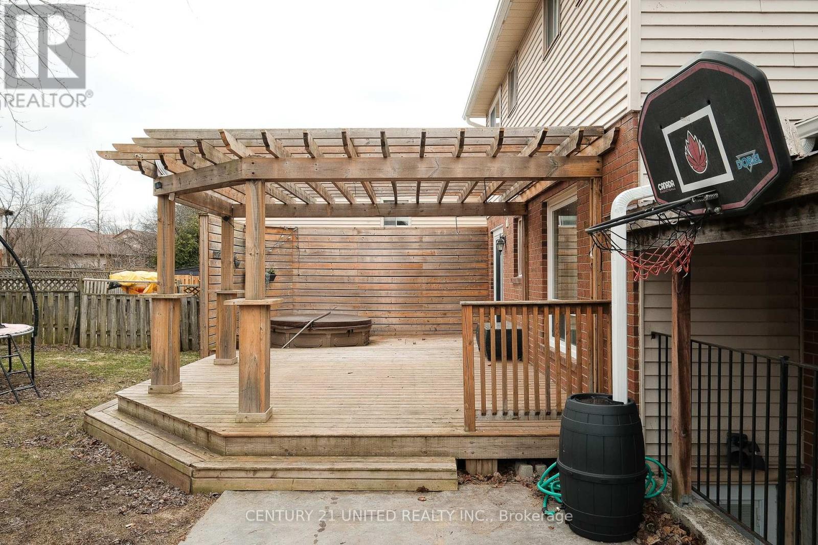 535 Laurie Avenue, Peterborough East (South), Ontario  K9L 1X8 - Photo 39 - X12106081