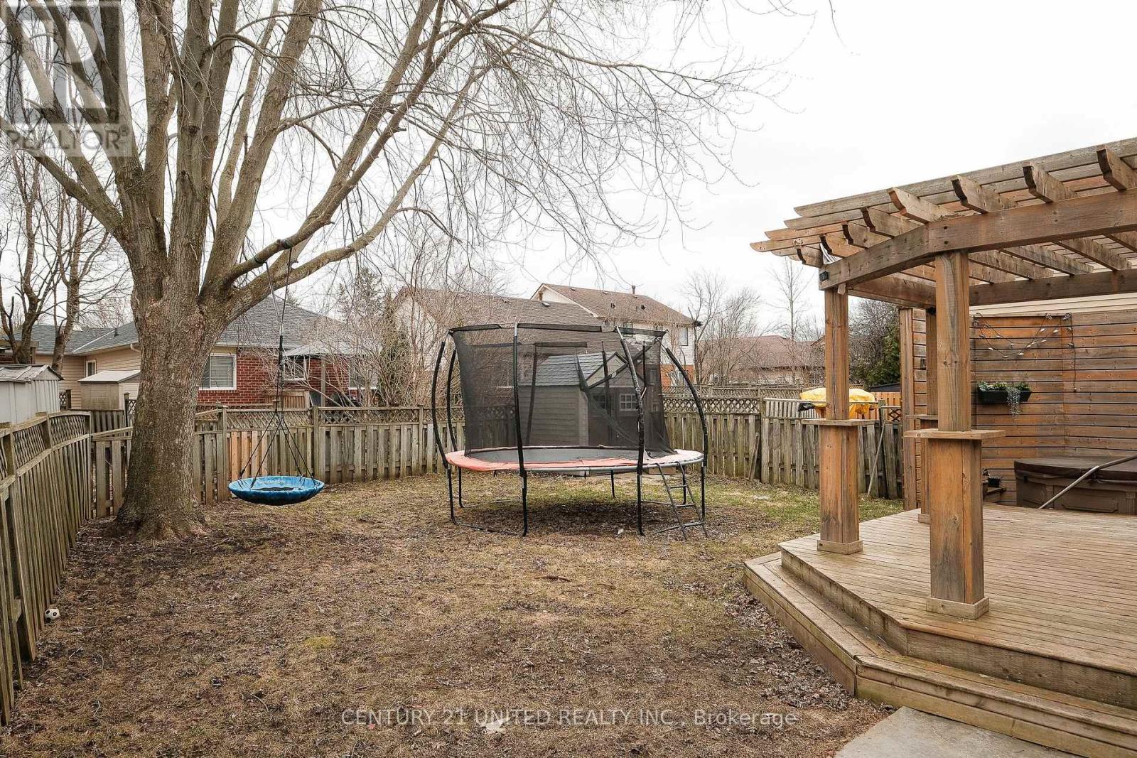 535 Laurie Avenue, Peterborough East (South), Ontario  K9L 1X8 - Photo 40 - X12106081