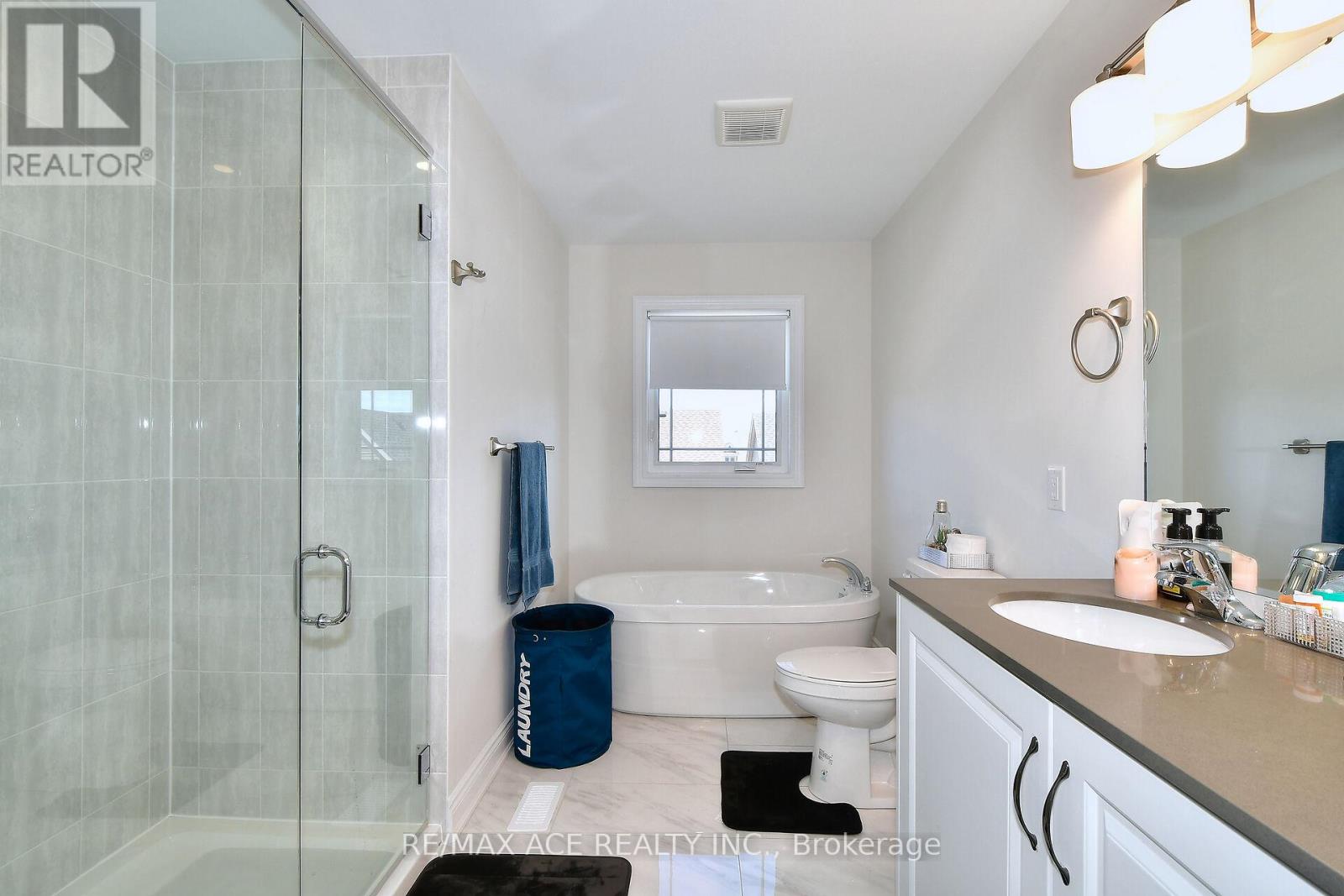 534 Macintosh Grove, Peterborough (Northcrest), Ontario  K9H 0K1 - Photo 24 - X12109020