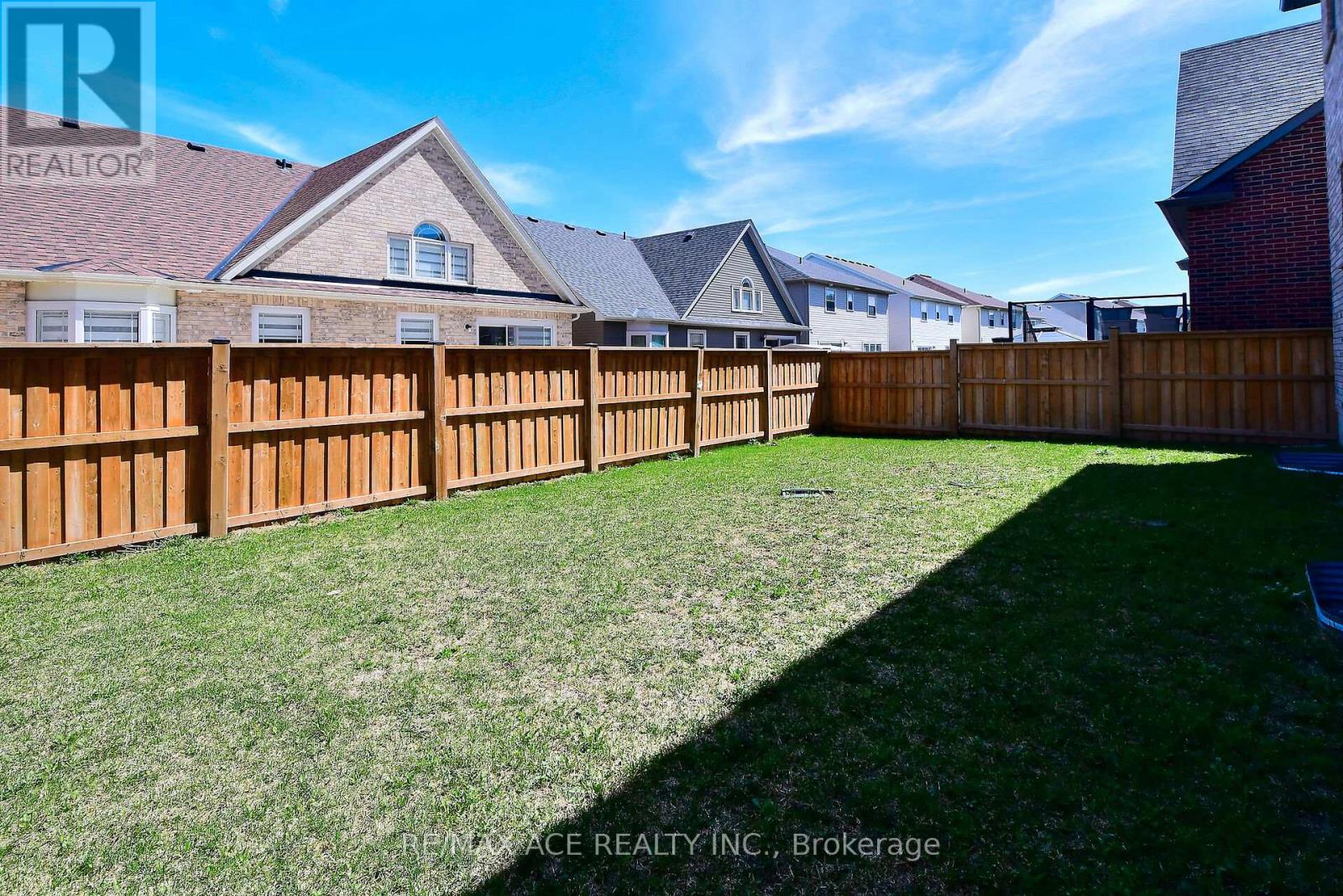 534 Macintosh Grove, Peterborough (Northcrest), Ontario  K9H 0K1 - Photo 35 - X12109020