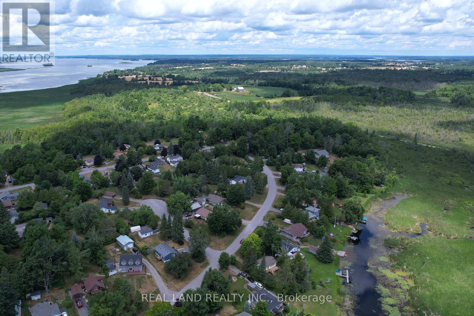21 Marilyn Crescent, Kawartha Lakes (Emily), Ontario  K0L 1T0 - Photo 49 - X12110889