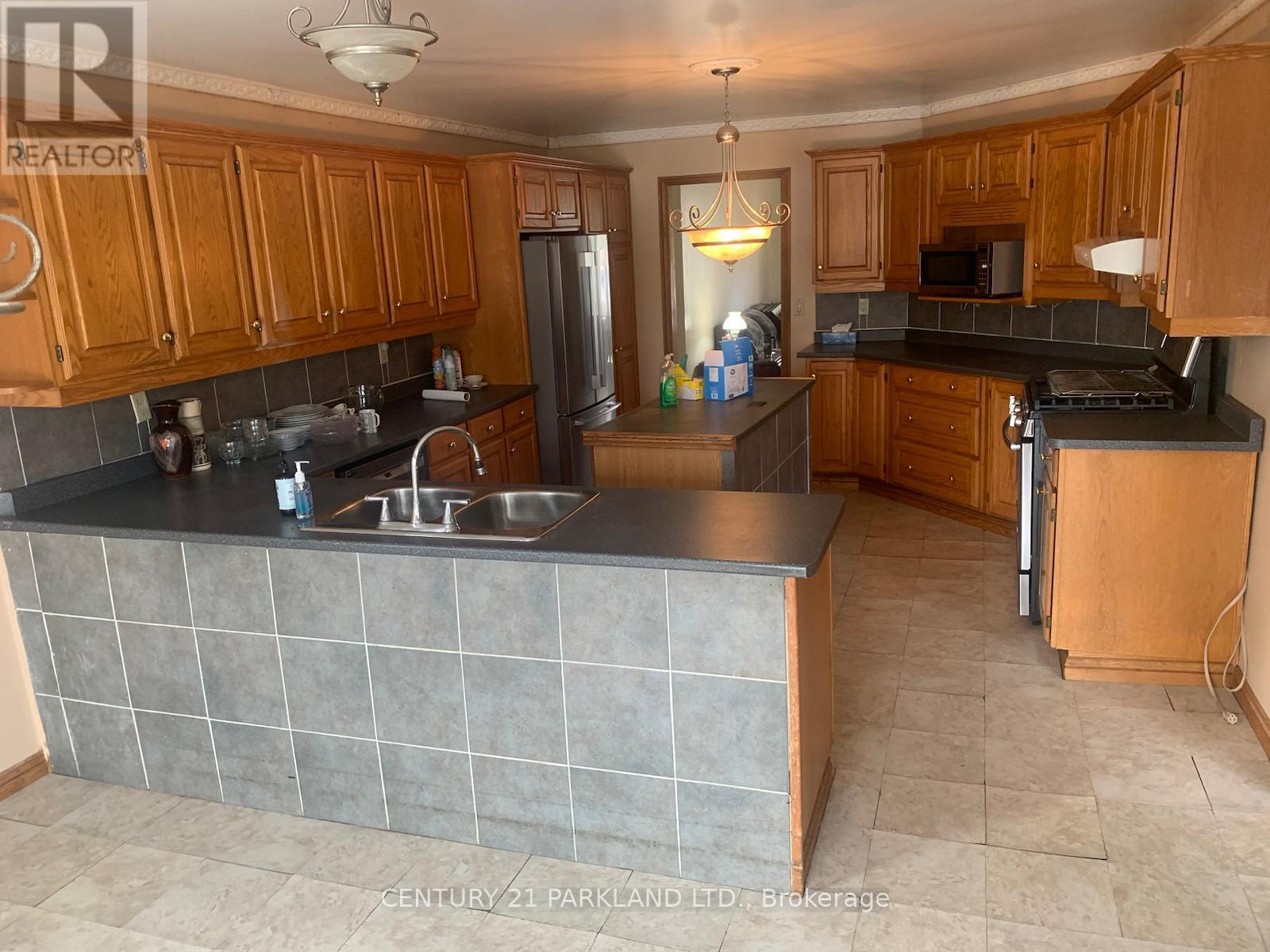201 Ixl Road, Trent Hills (Campbellford), Ontario  K0L 1L0 - Photo 10 - X12111053