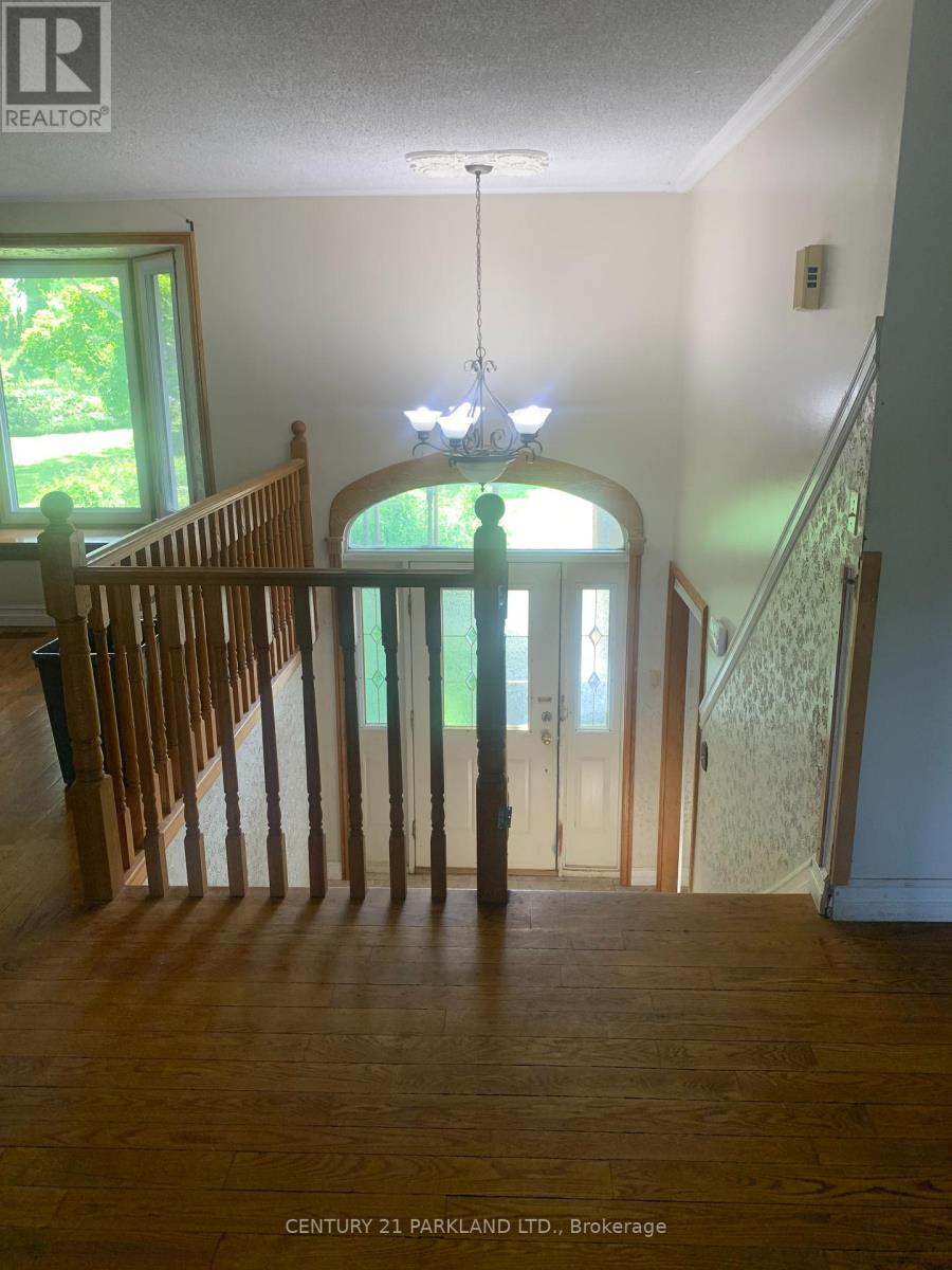 201 Ixl Road, Trent Hills (Campbellford), Ontario  K0L 1L0 - Photo 8 - X12111053