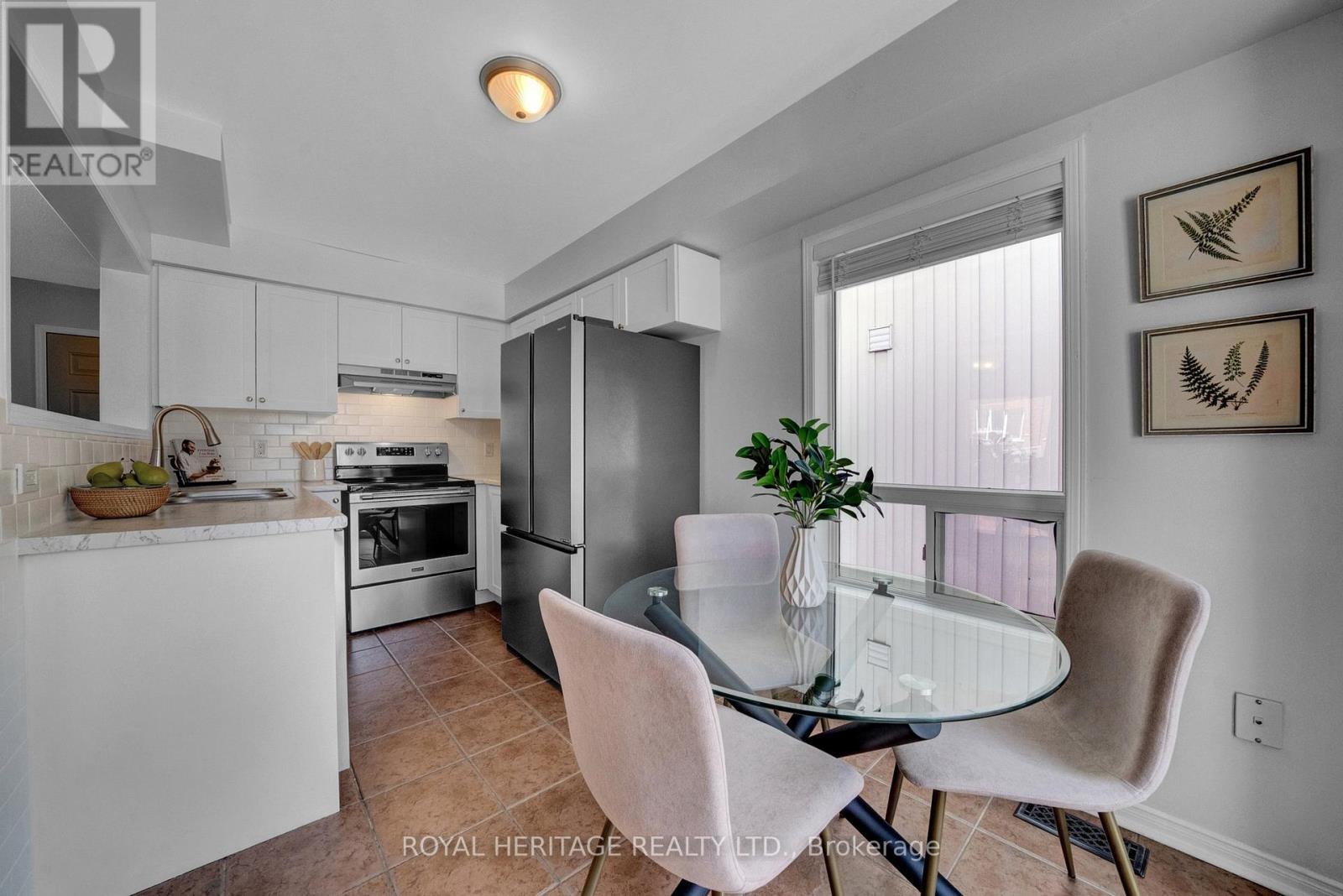 68 Brookhouse Drive, Clarington (Newcastle), Ontario  L1B 1N8 - Photo 11 - E12111901