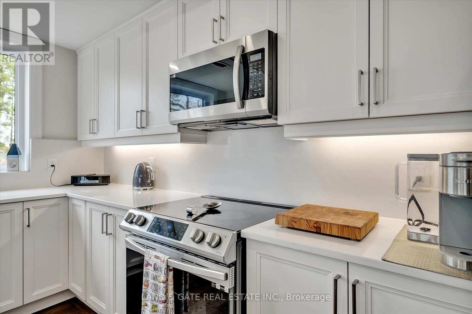 207 - 19 Hampton Lane, Selwyn, Ontario  K0L 2H0 - Photo 14 - X12111924