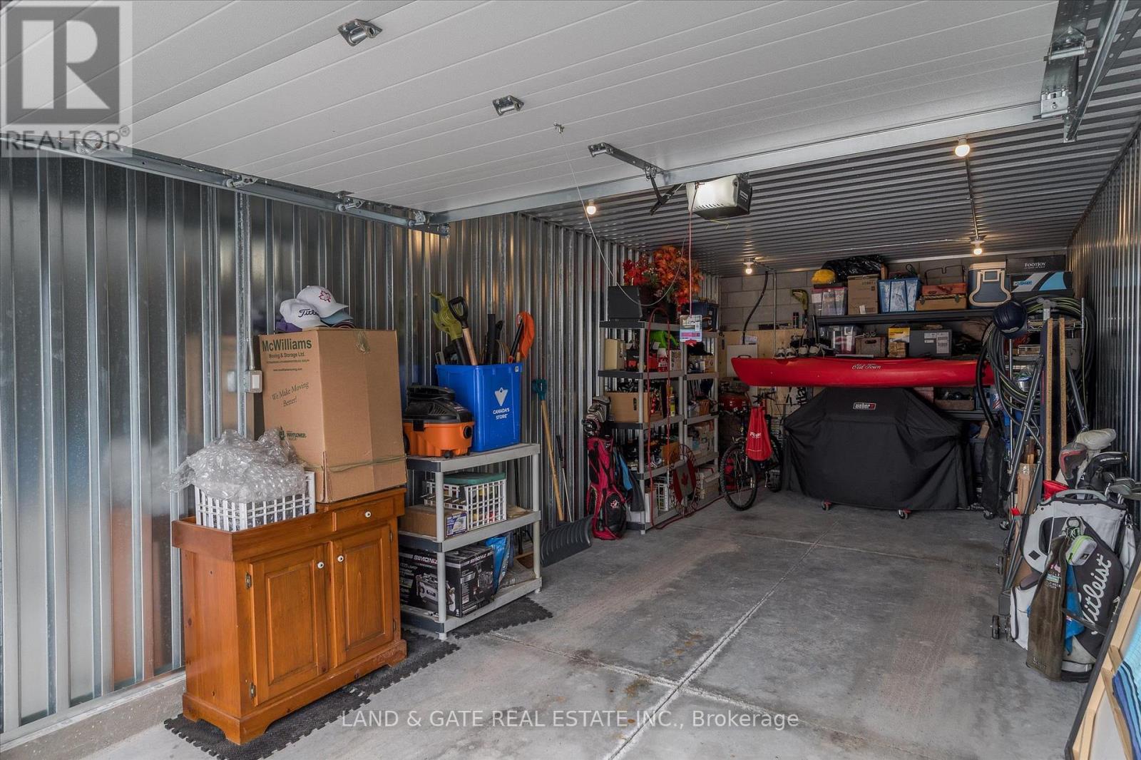 Garage #3 - 19 Hampton Lane, Selwyn, Ontario  K0L 2B0 - Photo 4 - X12111937