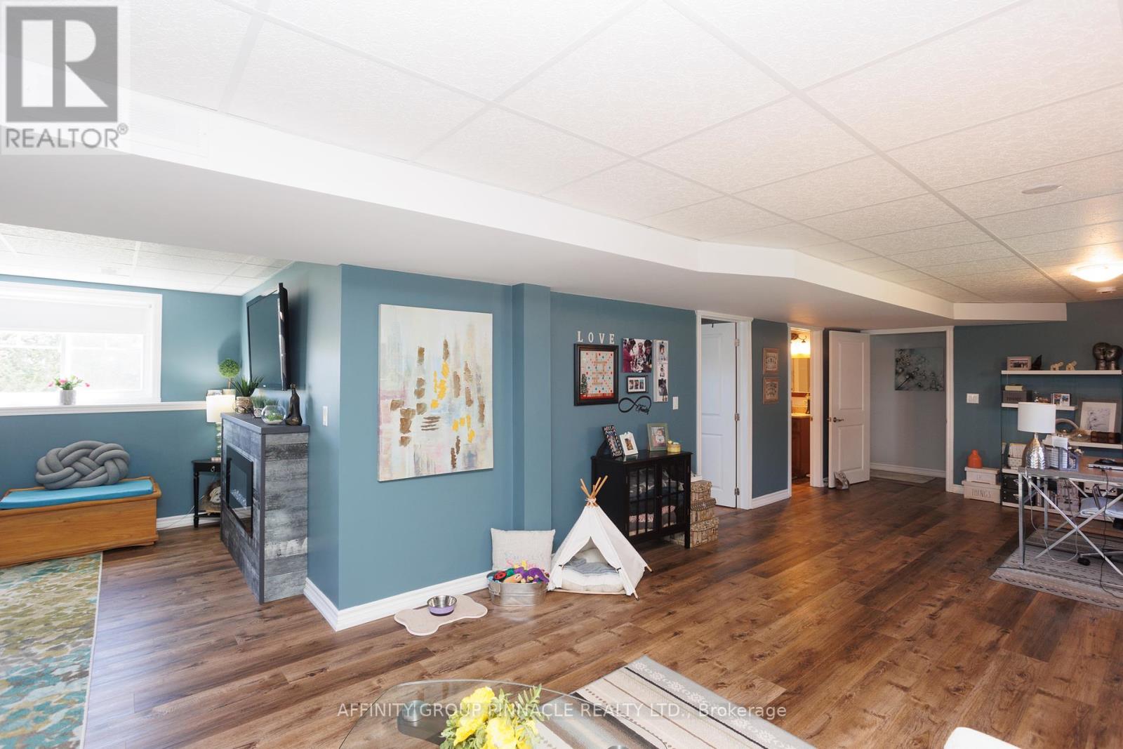 30 Lisbeth Crescent, Kawartha Lakes (Lindsay), Ontario  K9V 0C9 - Photo 38 - X12112024