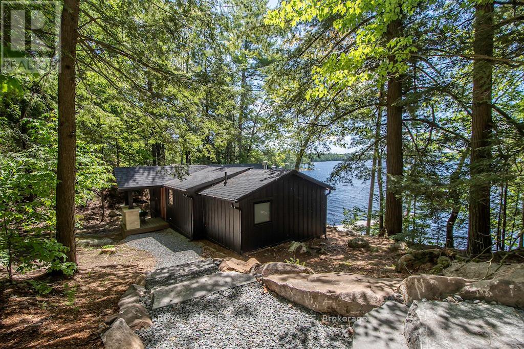 119 Fire Route 242, Trent Lakes, Ontario  K0L 1J0 - Photo 10 - X12112043