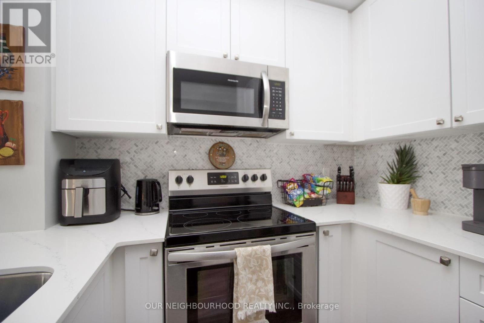 210 - 65 Shipway Avenue, Clarington (Newcastle), Ontario  L1B 0B7 - Photo 13 - E12112169