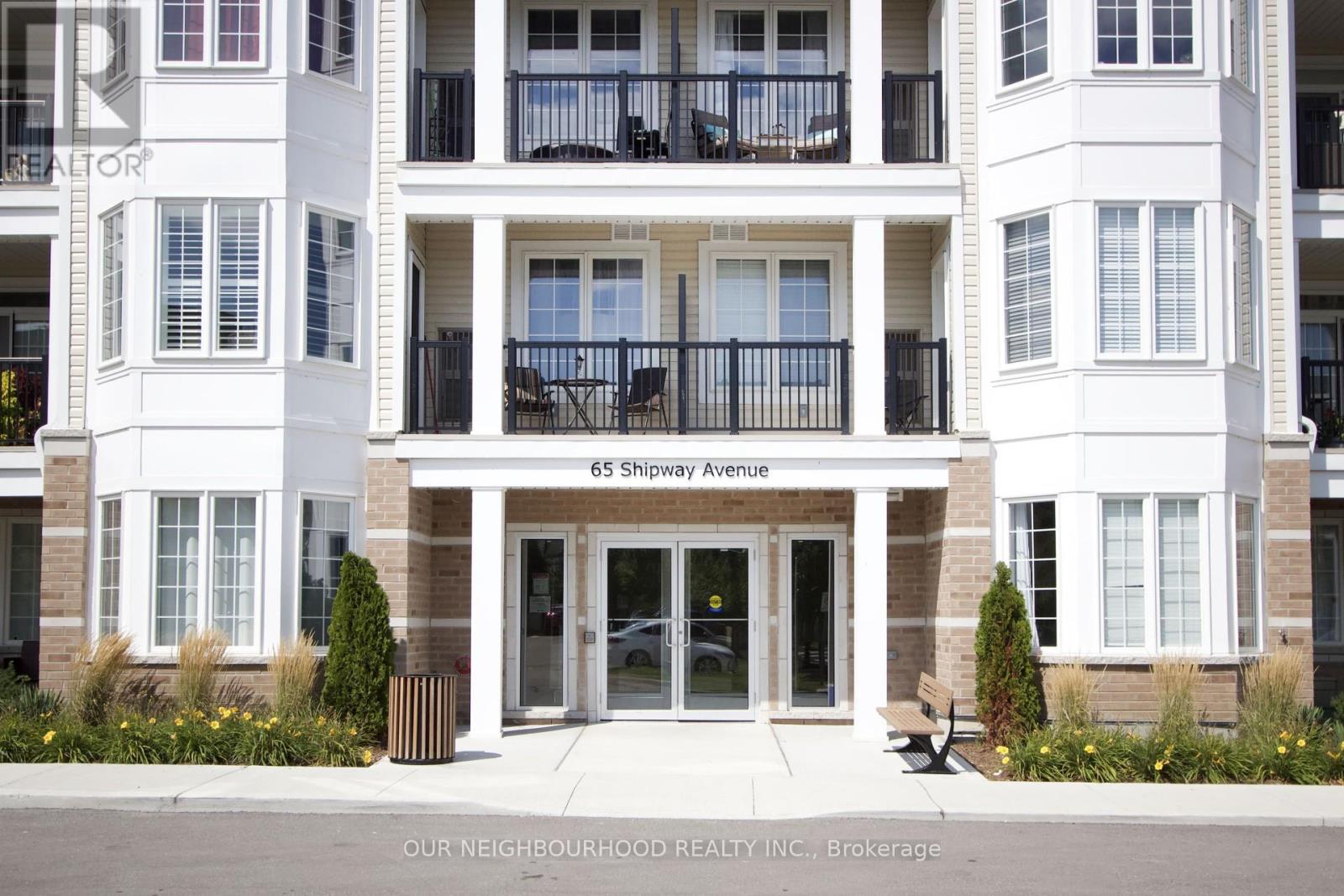 210 - 65 Shipway Avenue, Clarington (Newcastle), Ontario  L1B 0B7 - Photo 2 - E12112169