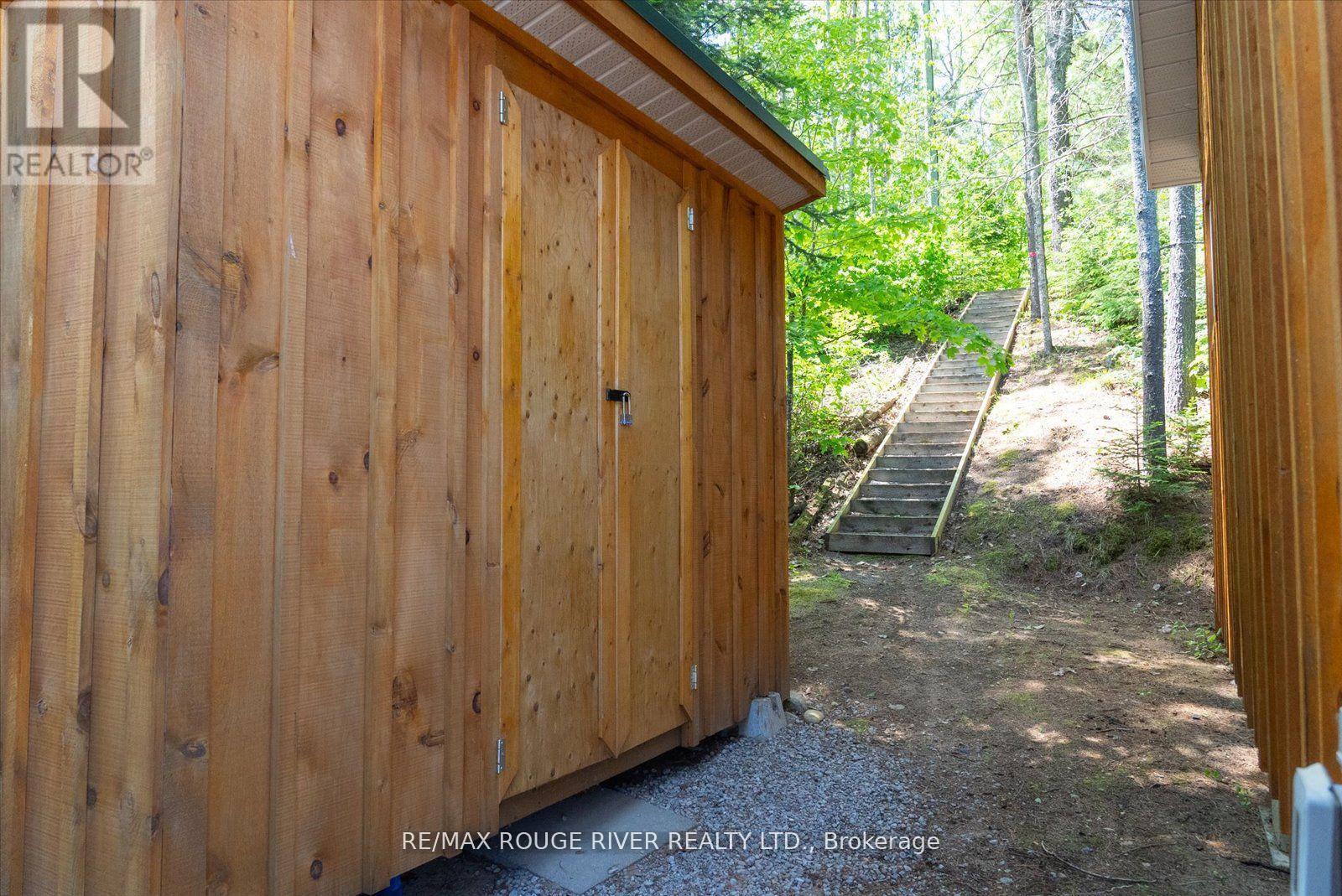 214b Centre Road, Hastings Highlands (Mcclure Ward), Ontario  K0L 2K0 - Photo 16 - X12112053