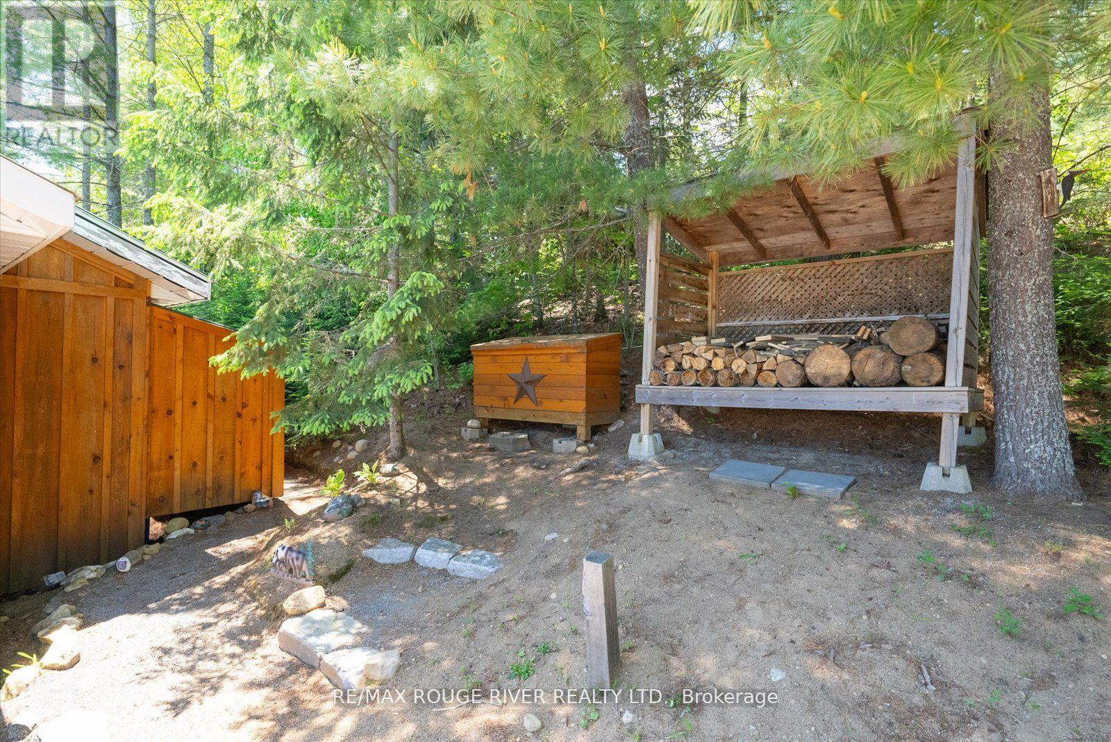 214b Centre Road, Hastings Highlands (Mcclure Ward), Ontario  K0L 2K0 - Photo 19 - X12112053