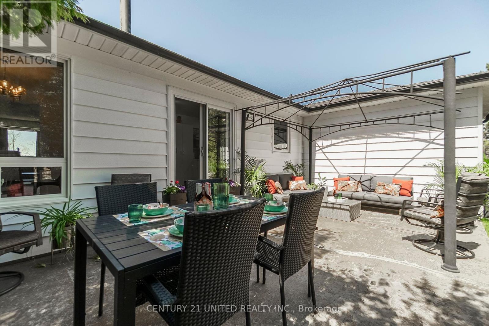 2120 Meadowview Road, Peterborough East (South), Ontario  K9L 1S4 - Photo 26 - X12112166