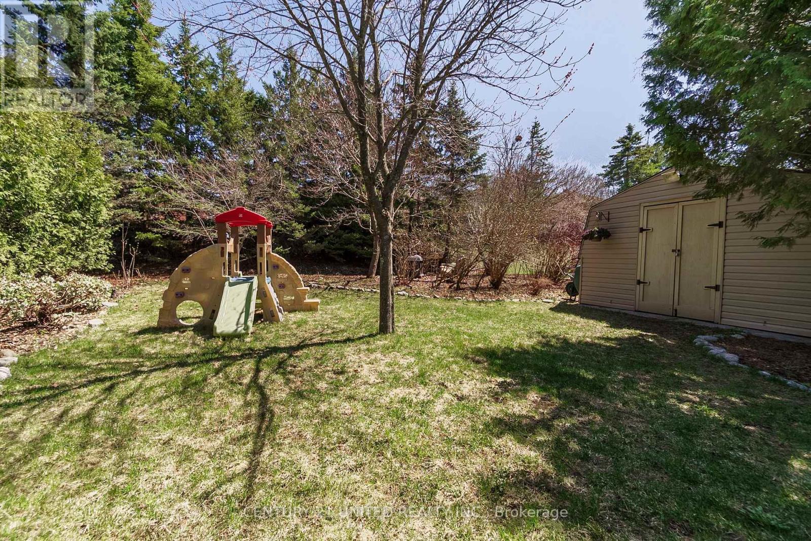 2120 Meadowview Road, Peterborough East (South), Ontario  K9L 1S4 - Photo 30 - X12112166