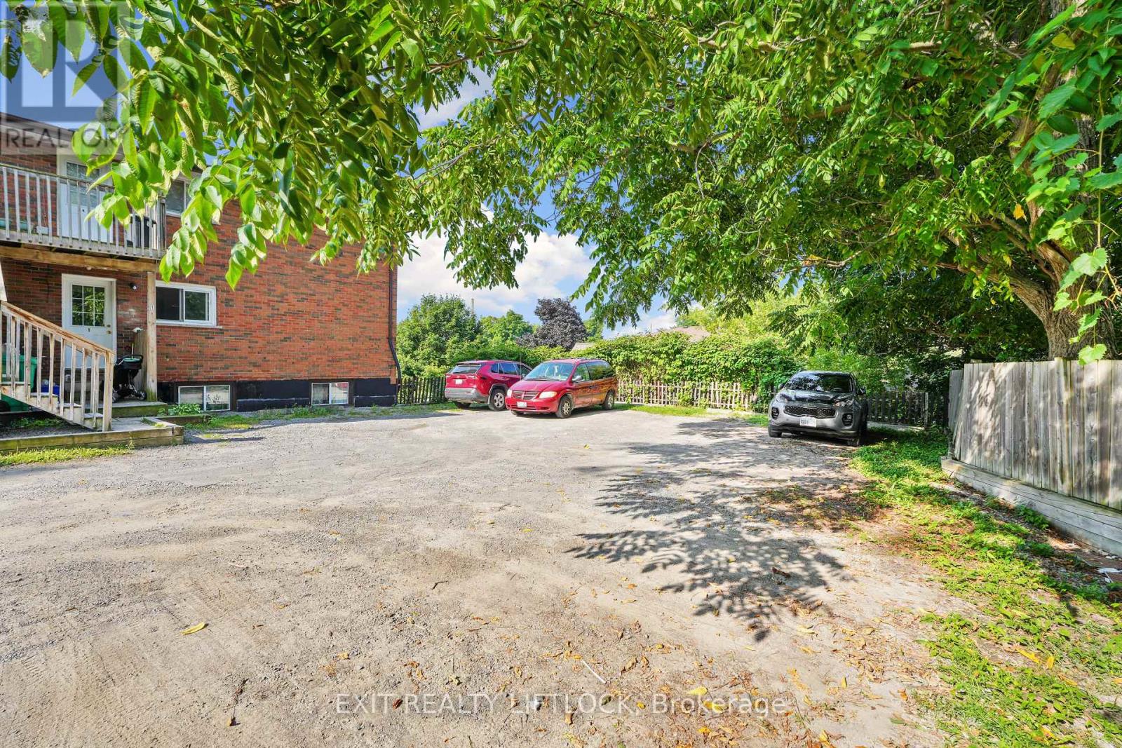 170 Dunlop Street, Peterborough East (North), Ontario  K9H 1R6 - Photo 10 - X12112223