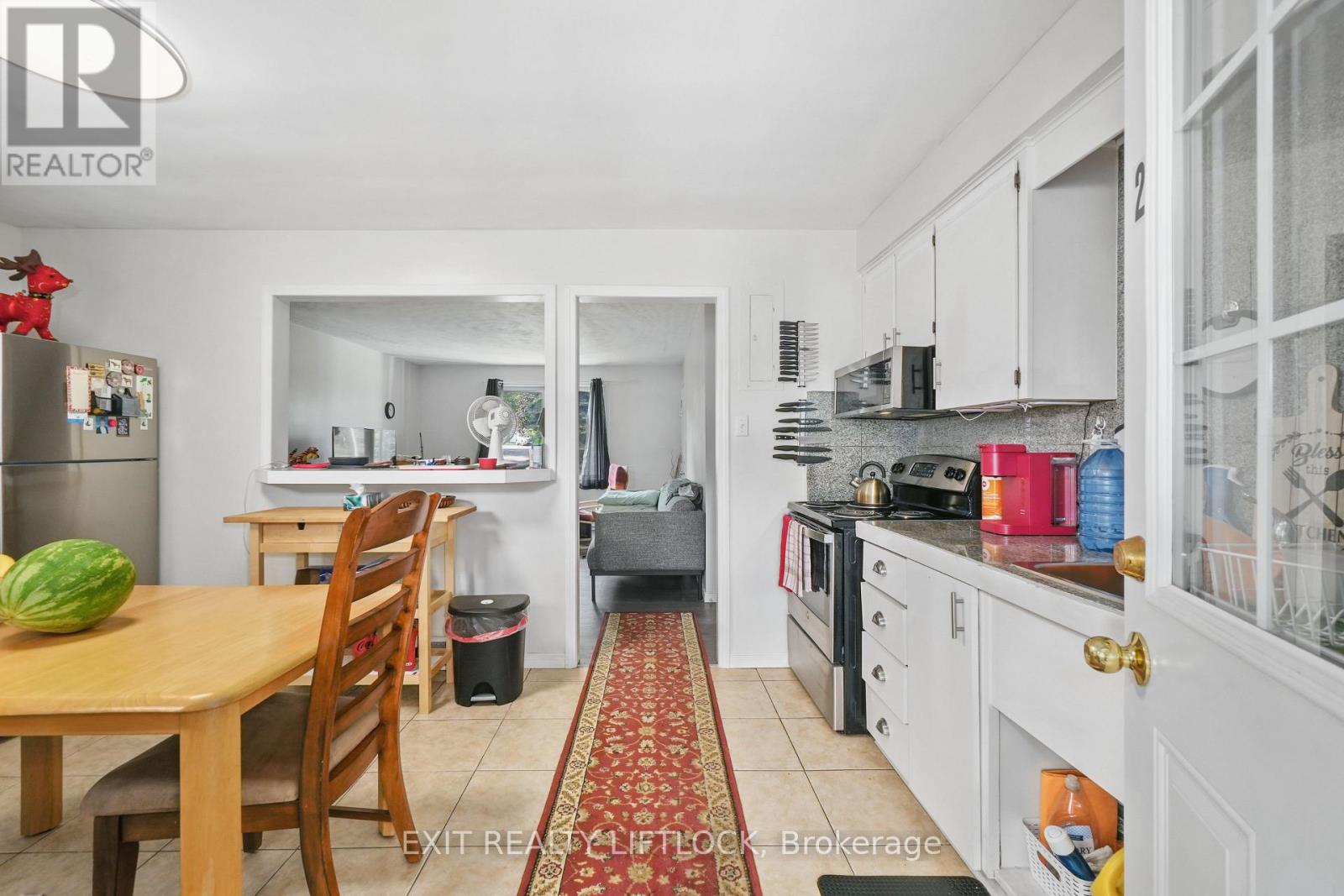 170 Dunlop Street, Peterborough East (North), Ontario  K9H 1R6 - Photo 11 - X12112223