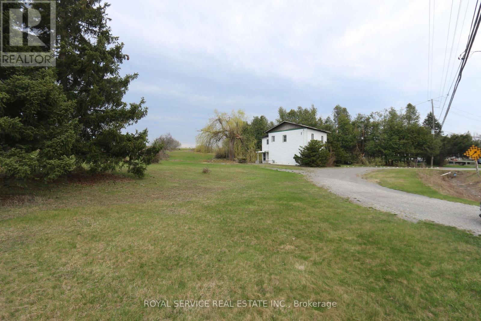 3104 Lakefield Road, Selwyn, Ontario  K9J 6X5 - Photo 12 - X12112375