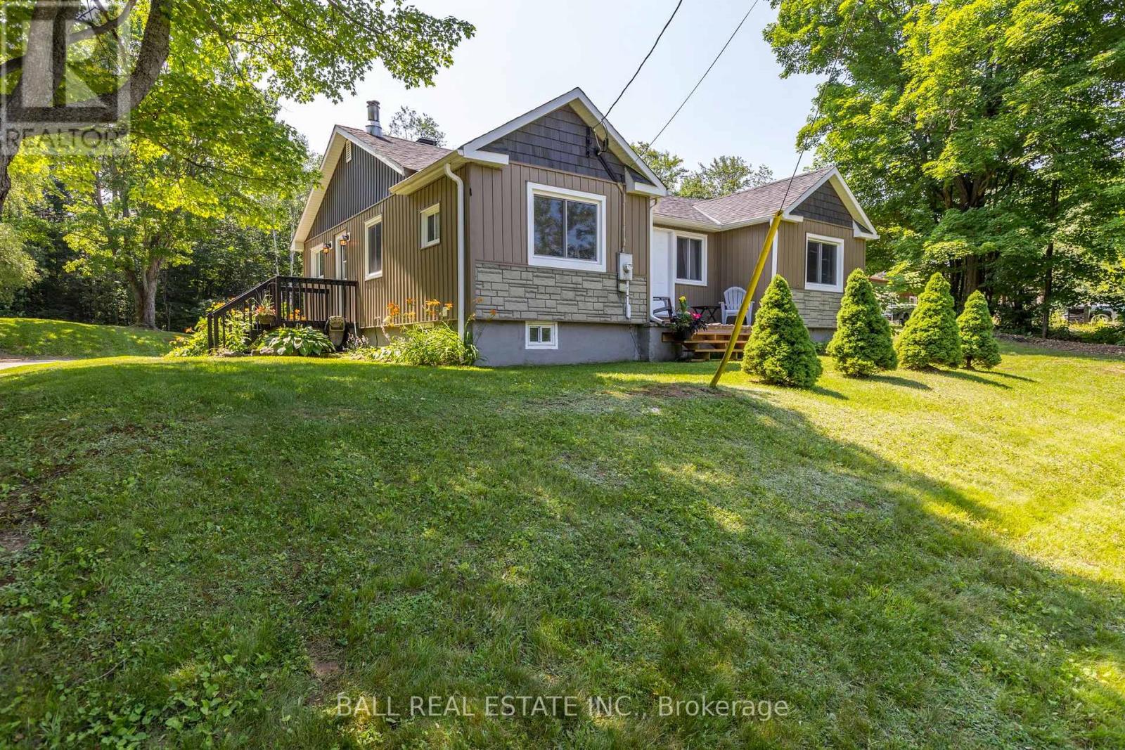 209 Monck Street, Bancroft (Bancroft Ward), Ontario  K0L 1C0 - Photo 2 - X12112679