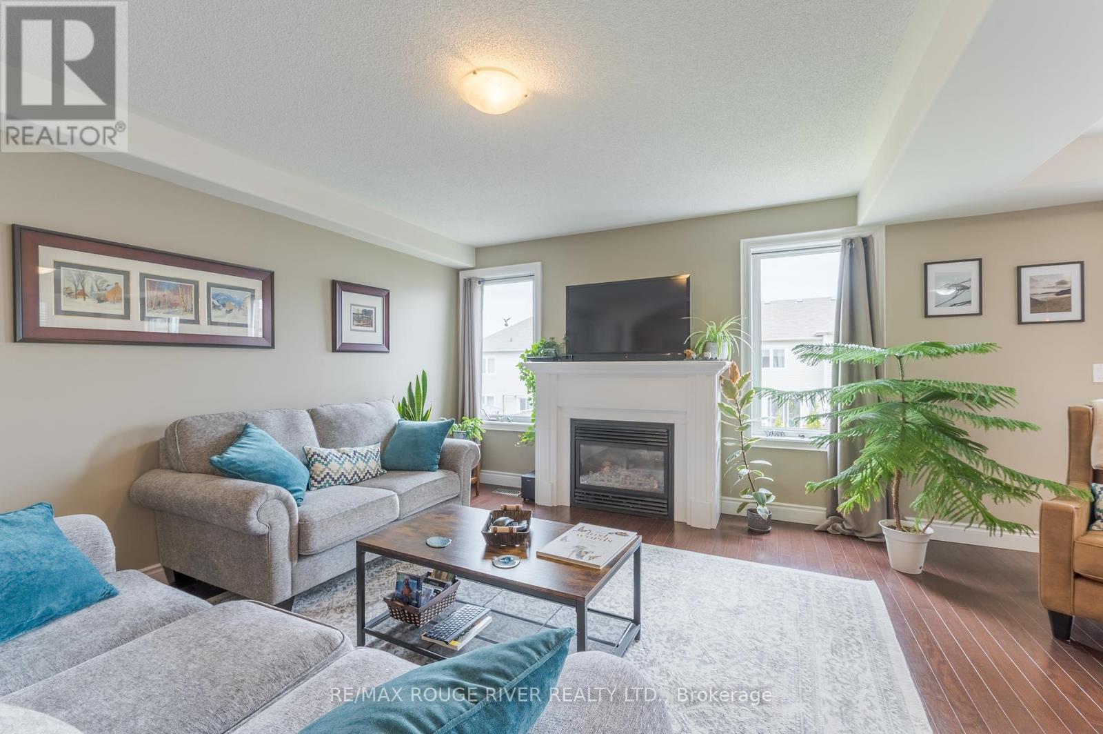 325 Florence Drive, Smith-Ennismore-Lakefield (Lakefield), Ontario  K9J 6X3 - Photo 11 - X12112800