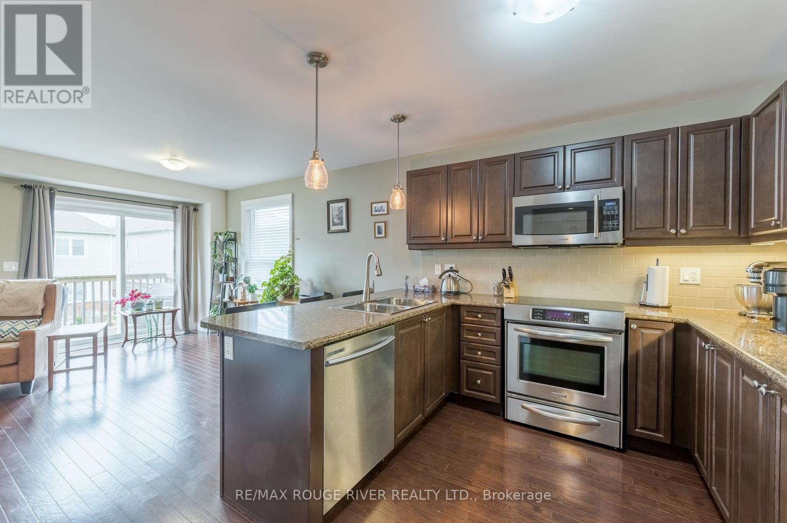 325 Florence Drive, Smith-Ennismore-Lakefield (Lakefield), Ontario  K9J 6X3 - Photo 15 - X12112800