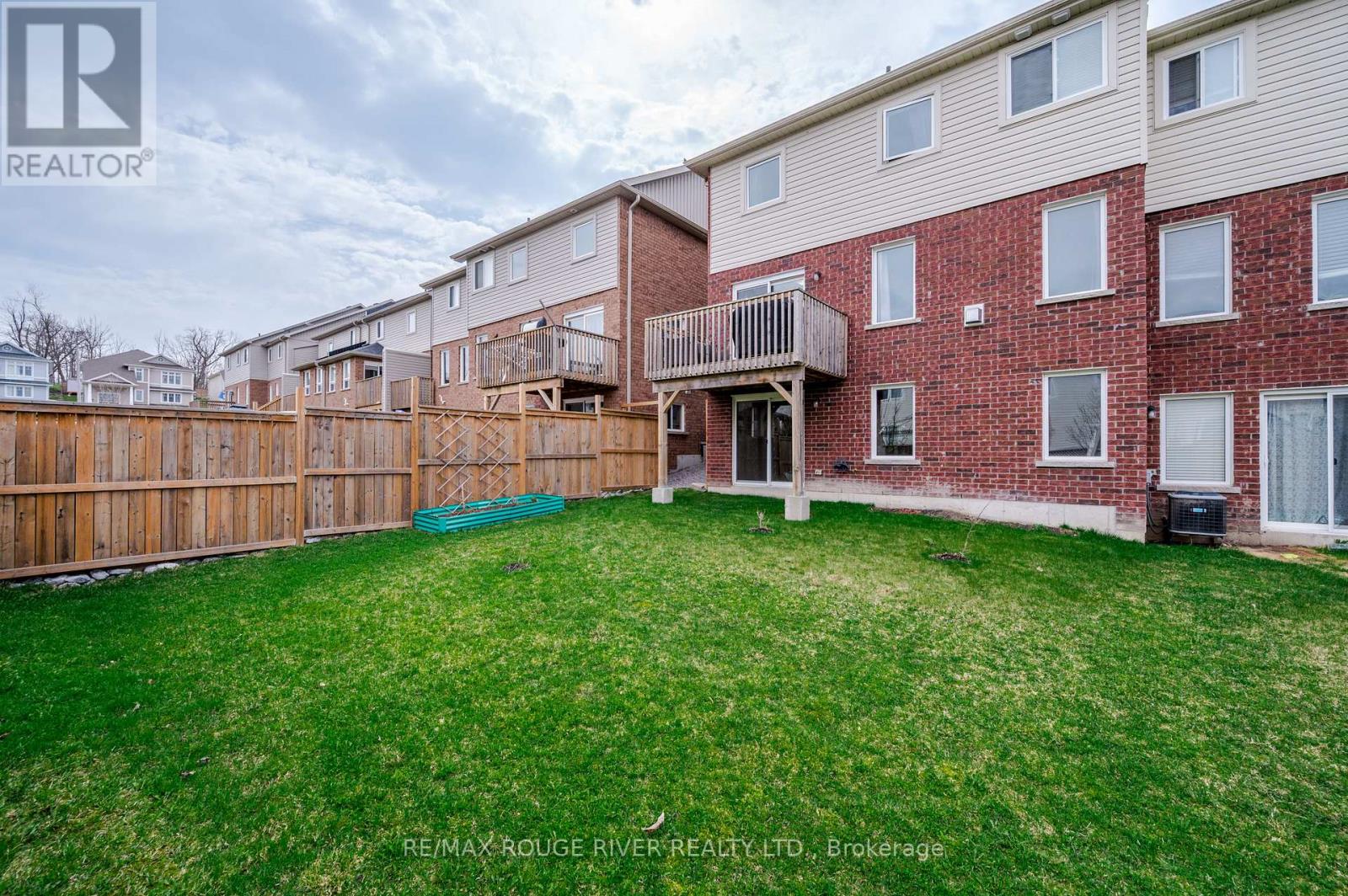 325 Florence Drive, Smith-Ennismore-Lakefield (Lakefield), Ontario  K9J 6X3 - Photo 32 - X12112800