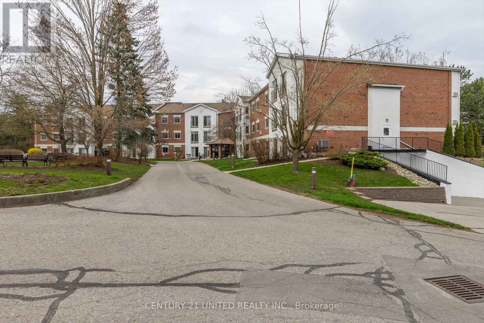 204 - 1111 Water Street, Peterborough North (Central), Ontario  K9H 3P7 - Photo 5 - X12113040