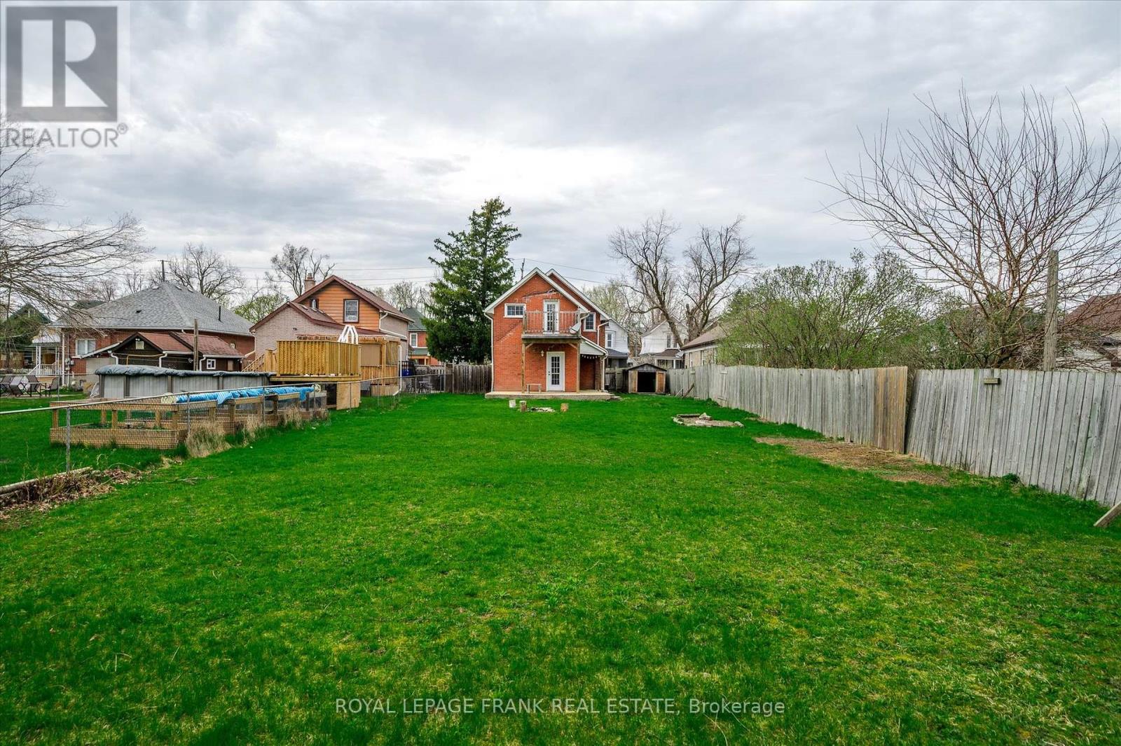 505 Chamberlain Street, Peterborough Central (South), Ontario  K9J 4L3 - Photo 38 - X12113060