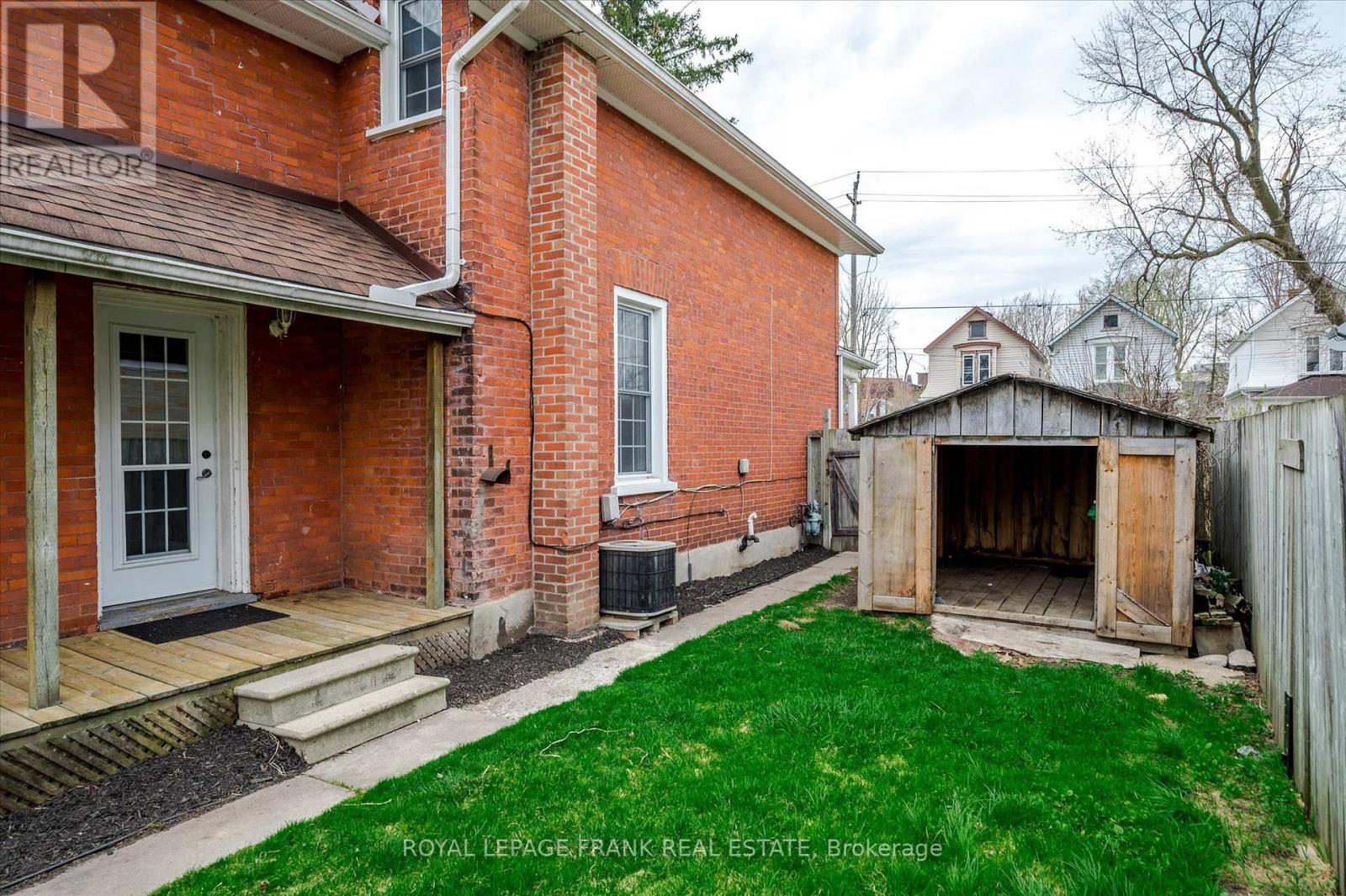 505 Chamberlain Street, Peterborough Central (South), Ontario  K9J 4L3 - Photo 39 - X12113060