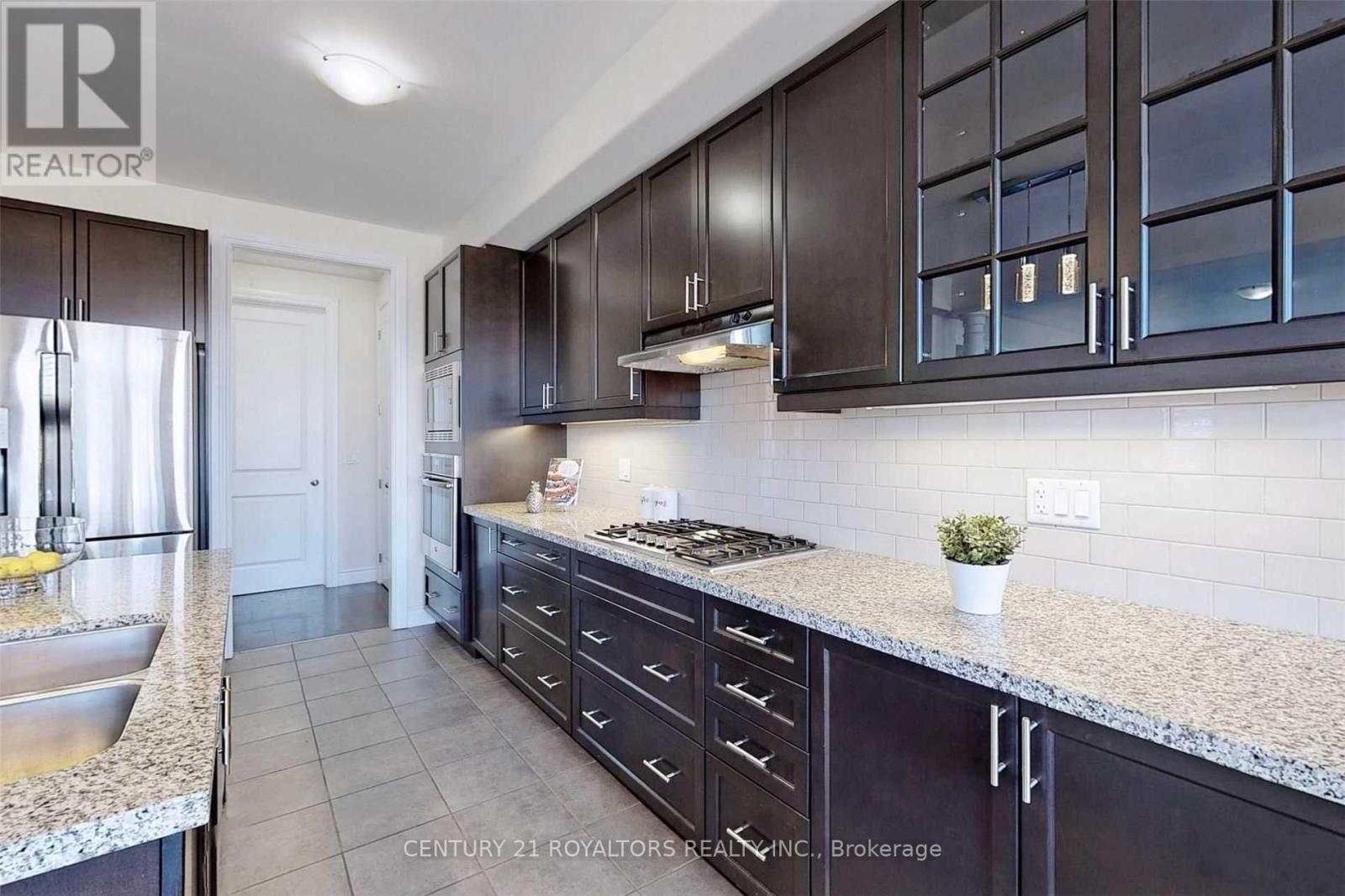 1572 Cahill Drive, Peterborough West (South), Ontario  K9K 0G6 - Photo 14 - X12113081