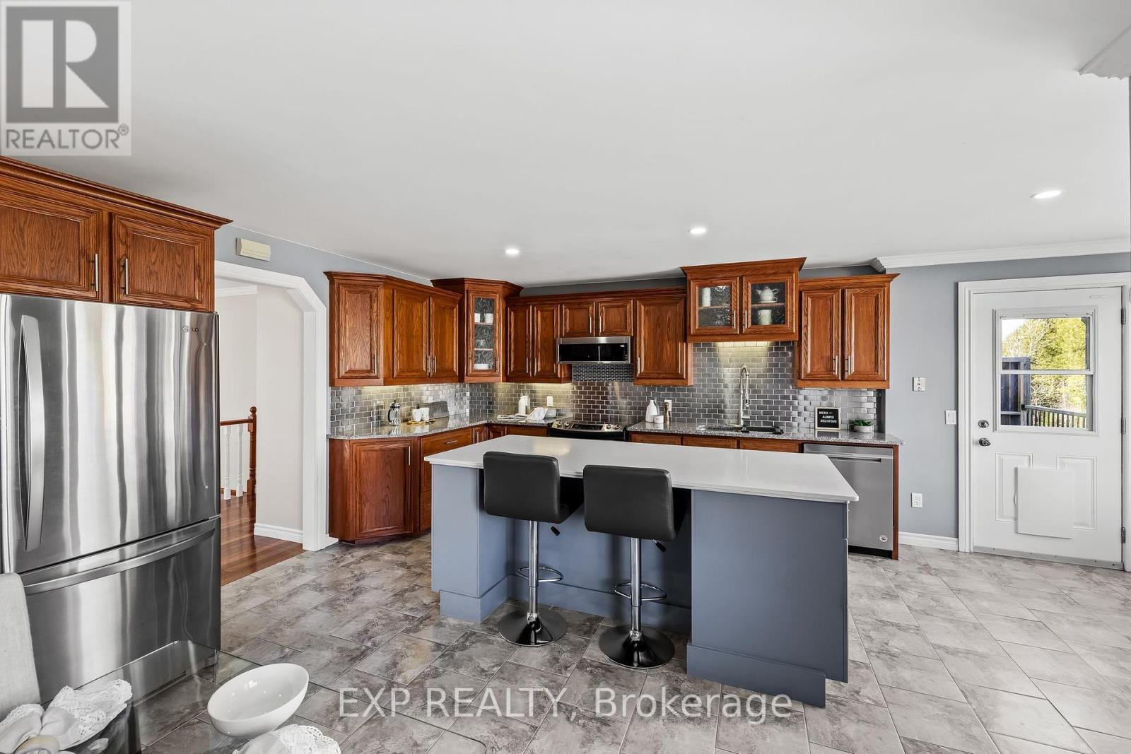 1061 County 28 Road, Otonabee-South Monaghan, Ontario  K0L 1V0 - Photo 11 - X12113176